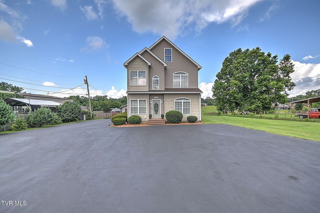 Photo of 15519 Lee Highway, Bristol, VA 24202 (MLS # 9998063)