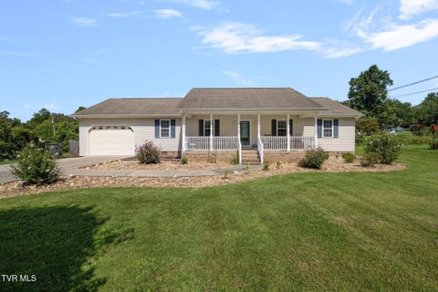 Photo of 214 Sunny Hill Court, Fall Branch, TN 37656 (MLS # 9999839)