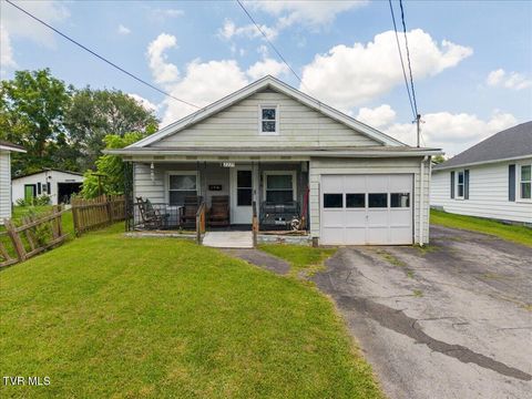 Homes For Sale - 2225 Randolph Street<br/> Bristol, VA 24201