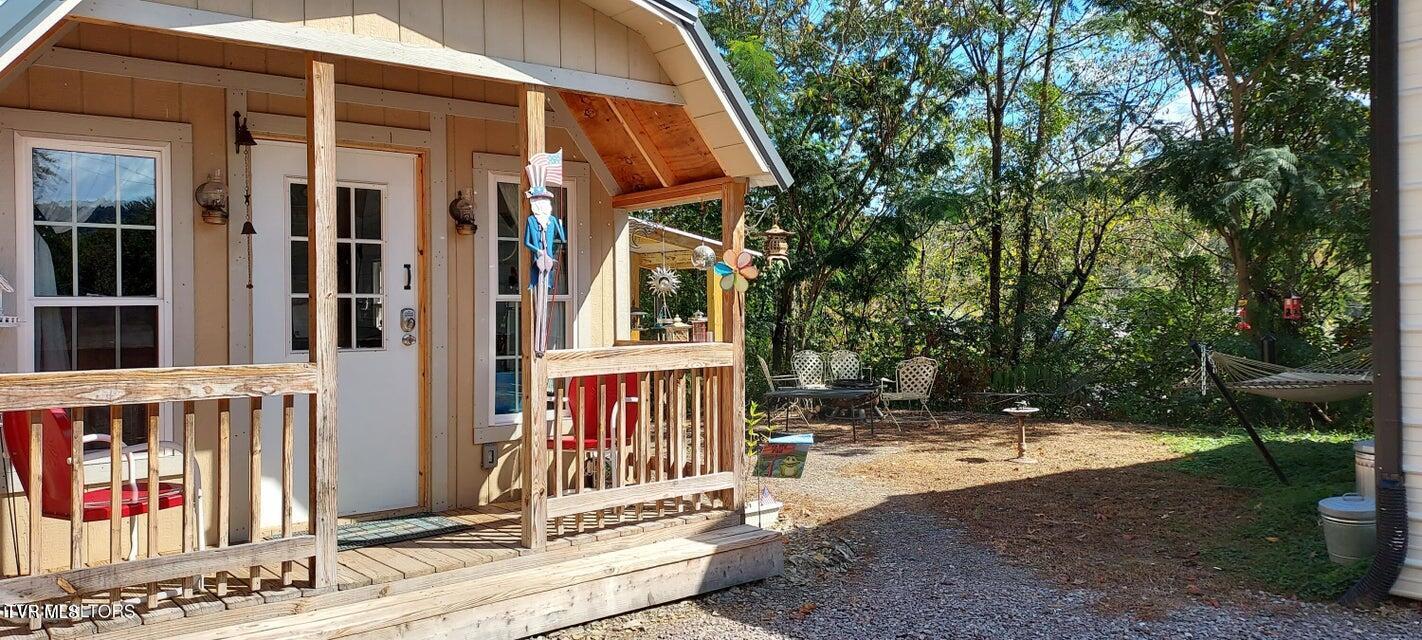 152 E Greenway Street, Sneedville, Tennessee image 2