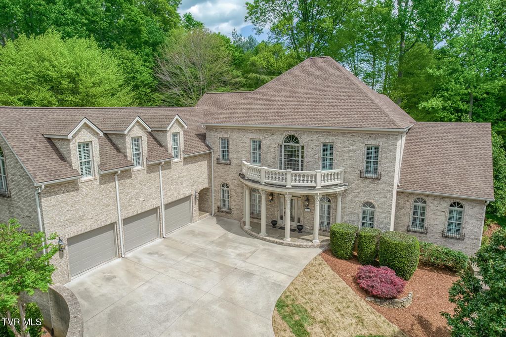 Photo of 202 Hidden Forest Court, Jonesborough, TN 37659 (MLS # 9994994)
