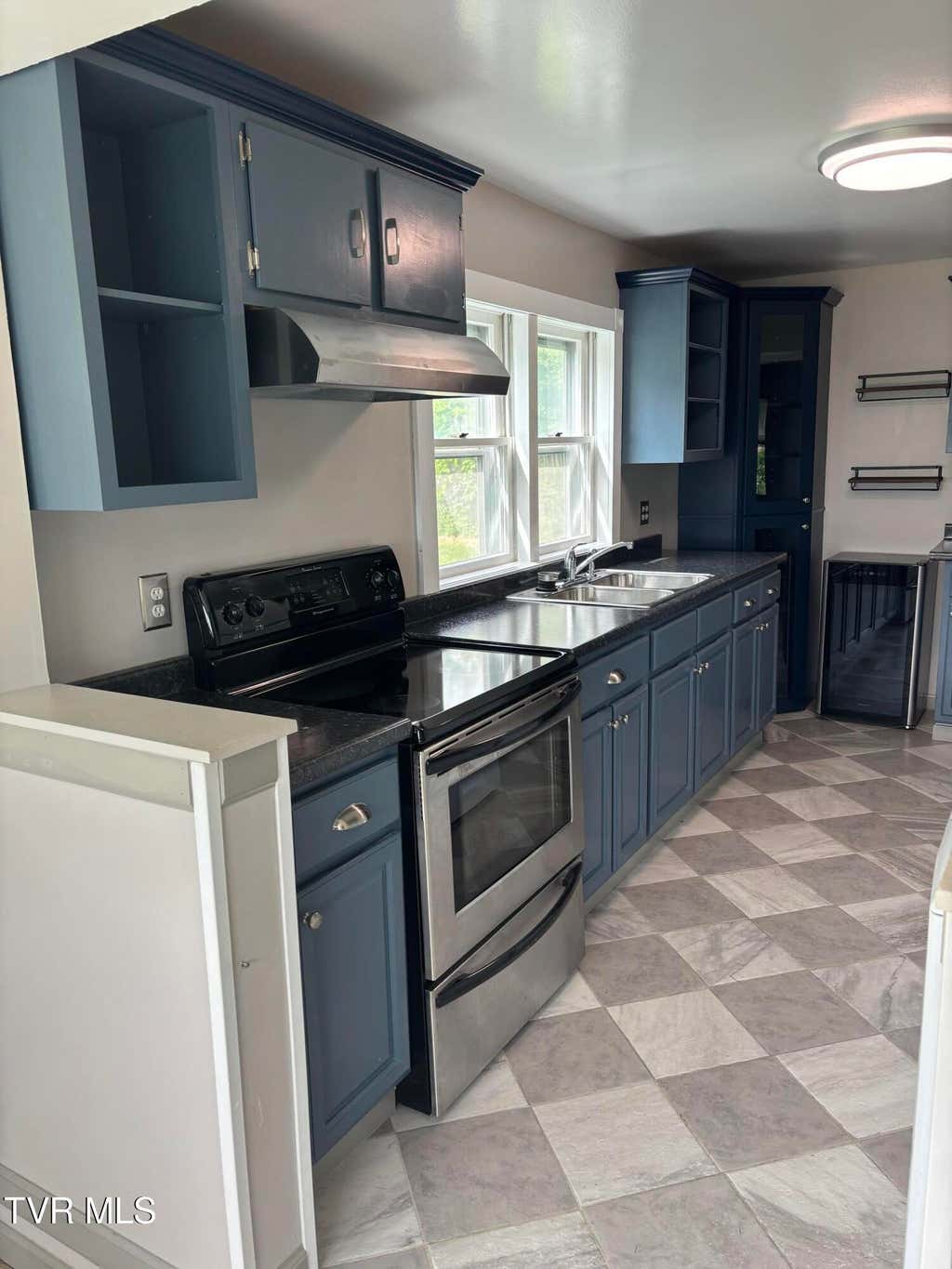Photo of 137 Kinley Drive, Johnson City, TN 37604 (MLS # 9999835)