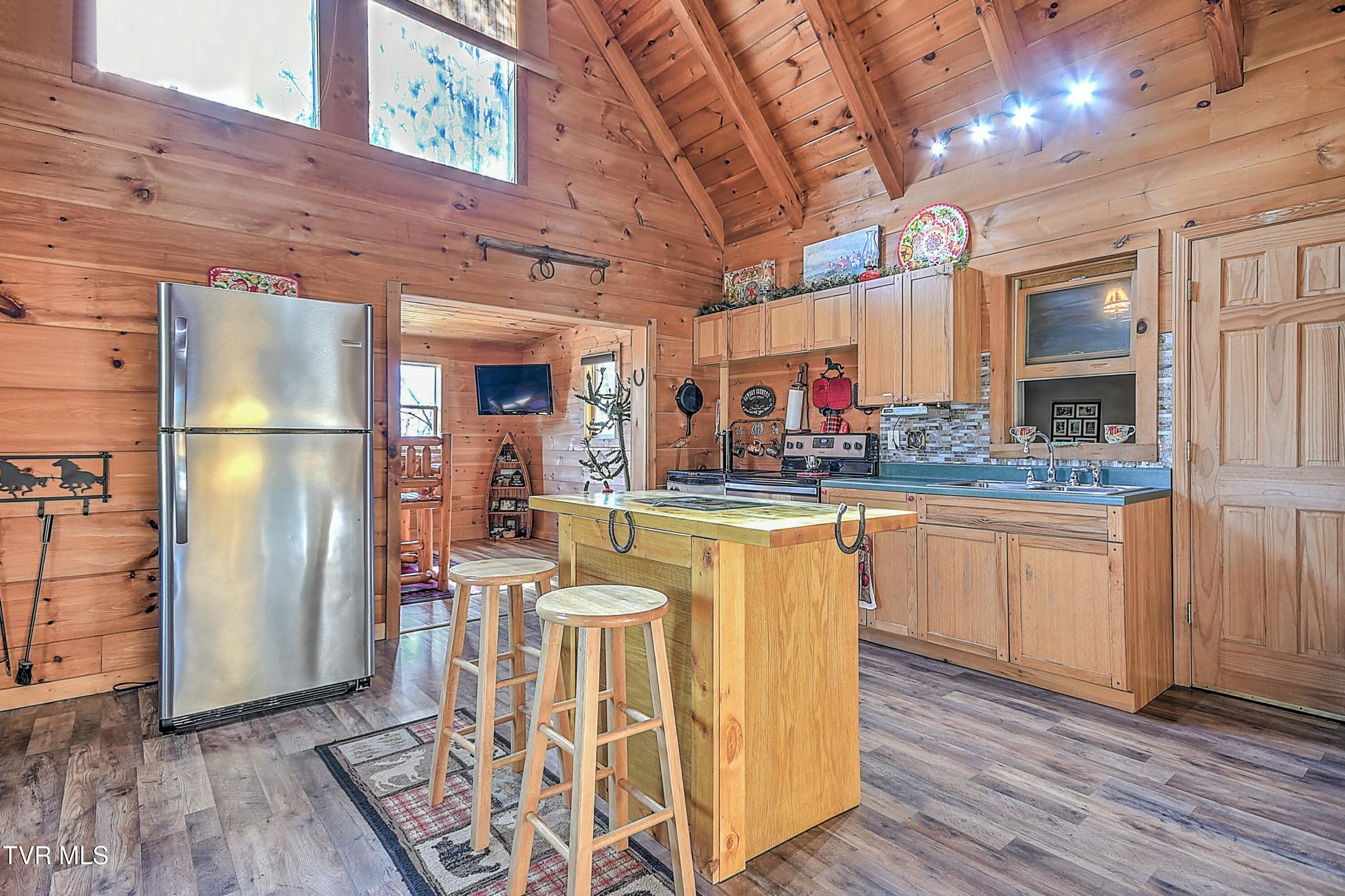 246 Holston Drive, Blountville, Tennessee image 13
