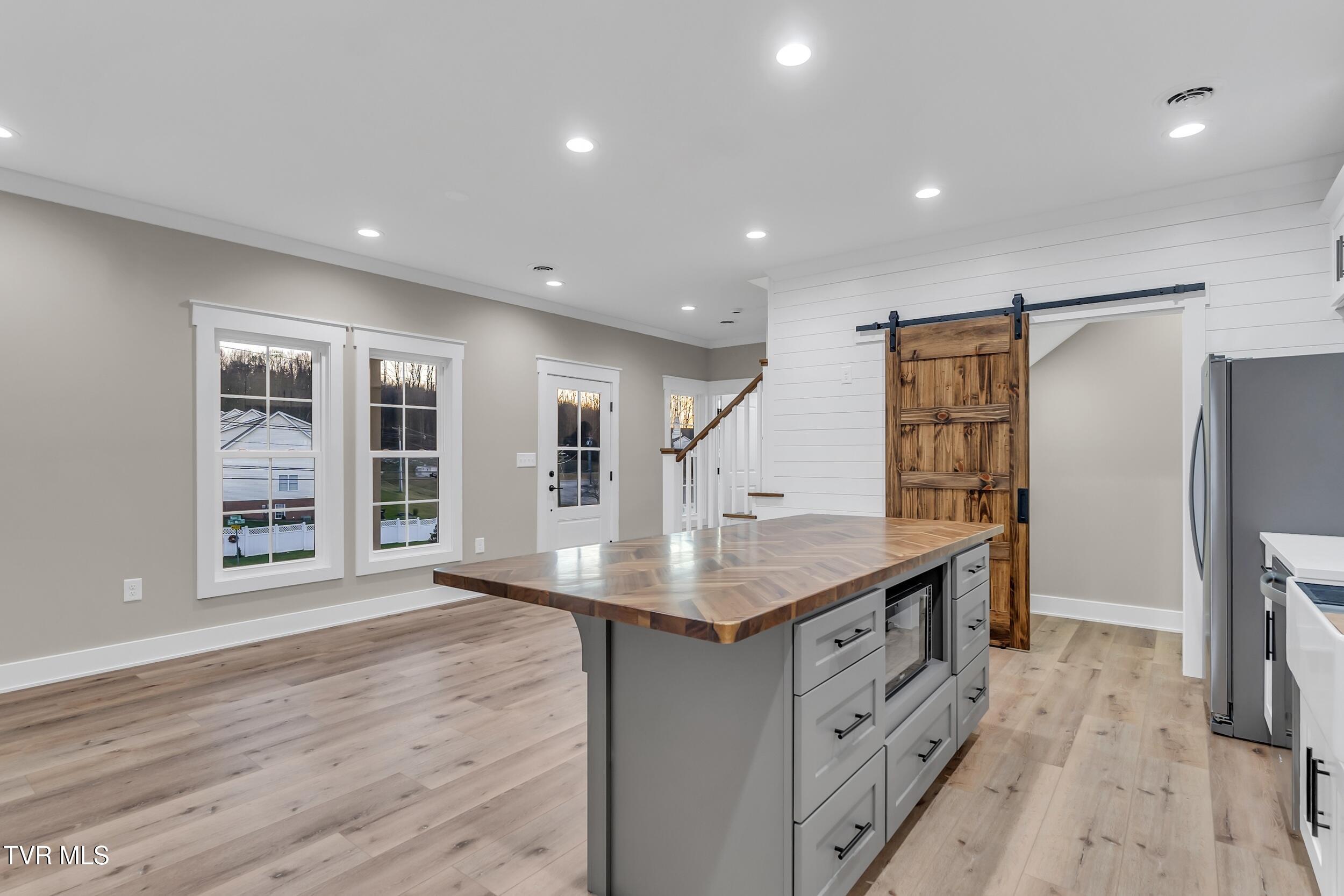 1200 King Mill Pike, Bristol, Virginia image 20