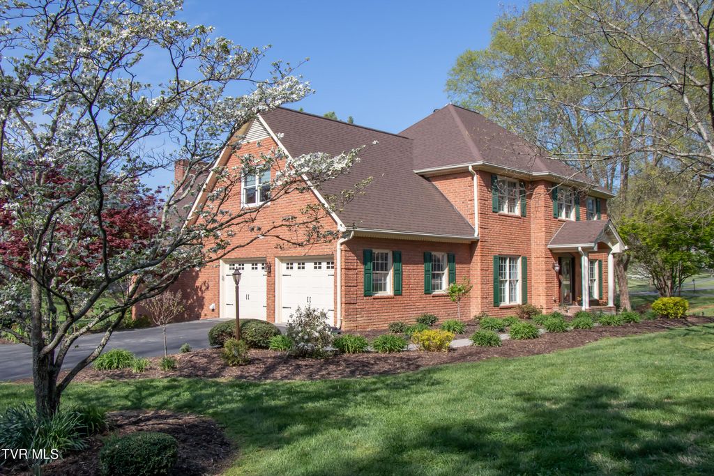 Photo of 64 Fairway Drive, Bristol, TN 37620 (MLS # 9993836)