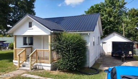 Homes For Sale - 910 Robertson Street<br/> Sullivan County, Kingsport, TN 37660