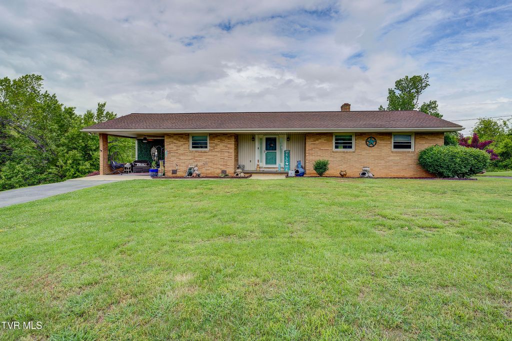 Photo of 153 Rosefield Drive, Kingsport, TN 37660 (MLS # 9979925)