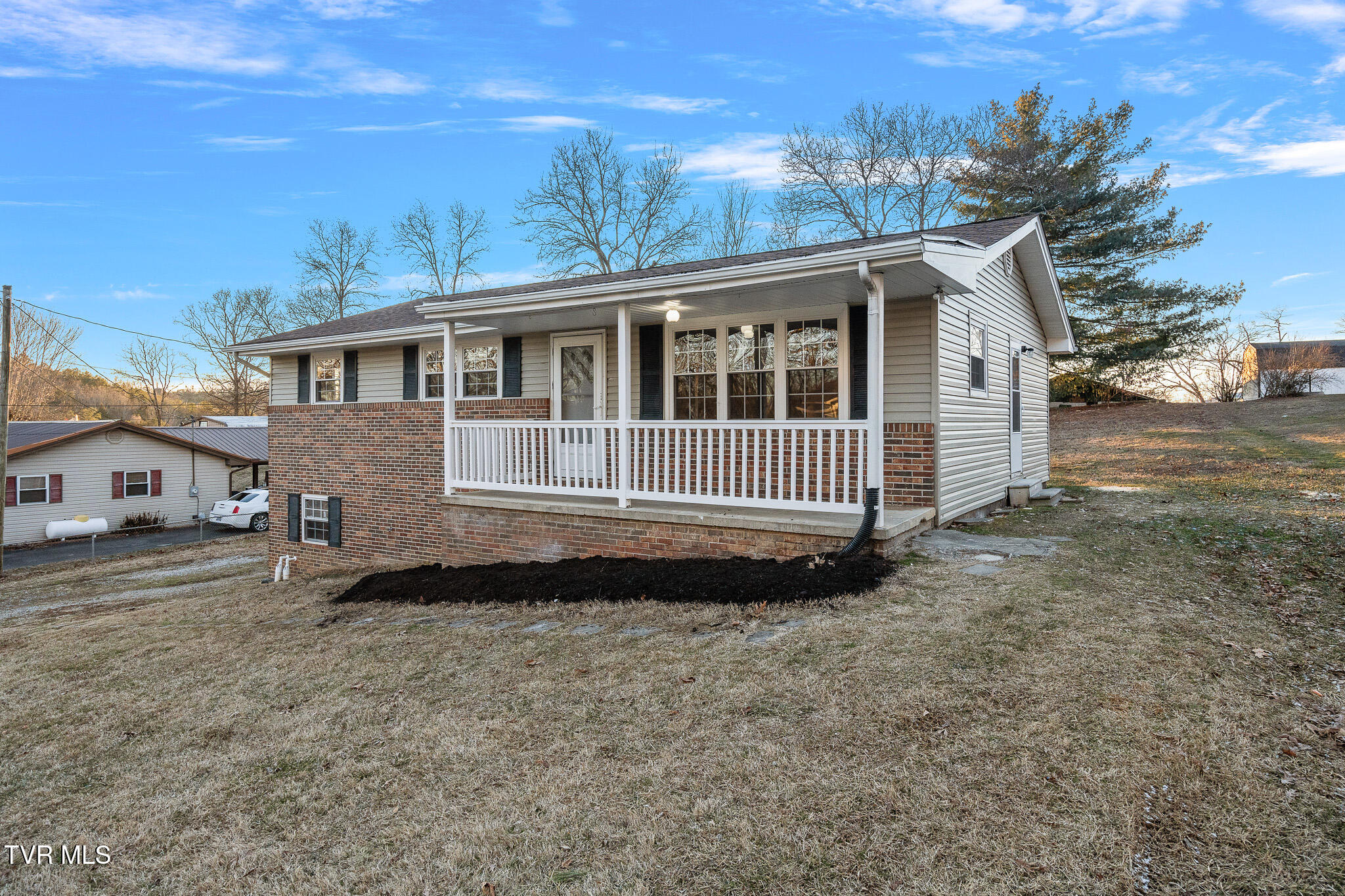 290 Polly Anna Drive, Mosheim, Tennessee image 2