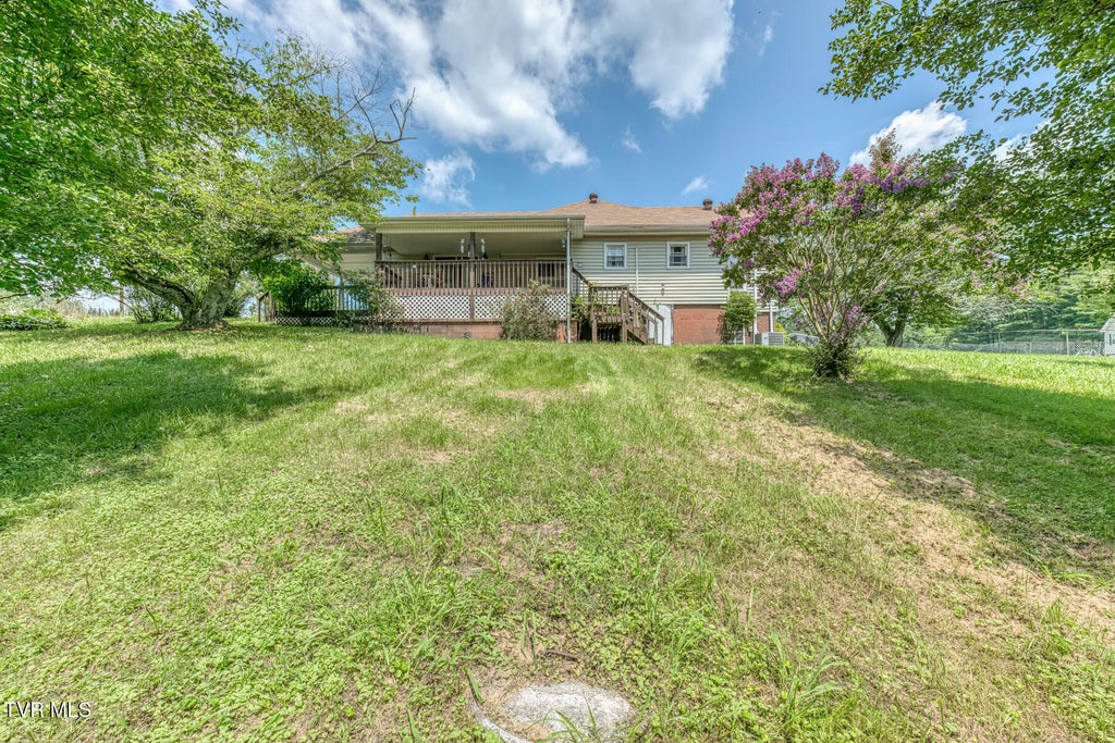 Photo of 1519 Bloomingdale Road, Kingsport, TN 37660 (MLS # 10000359)