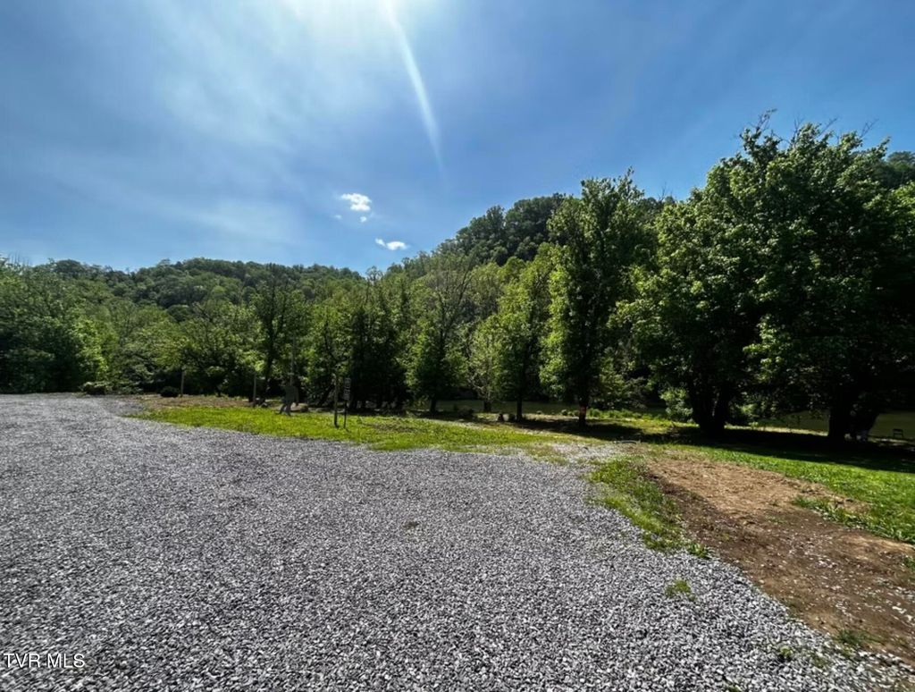 Photo of 1750 Clinch River Highway, Duffield, VA 24244 (MLS # 9994175)