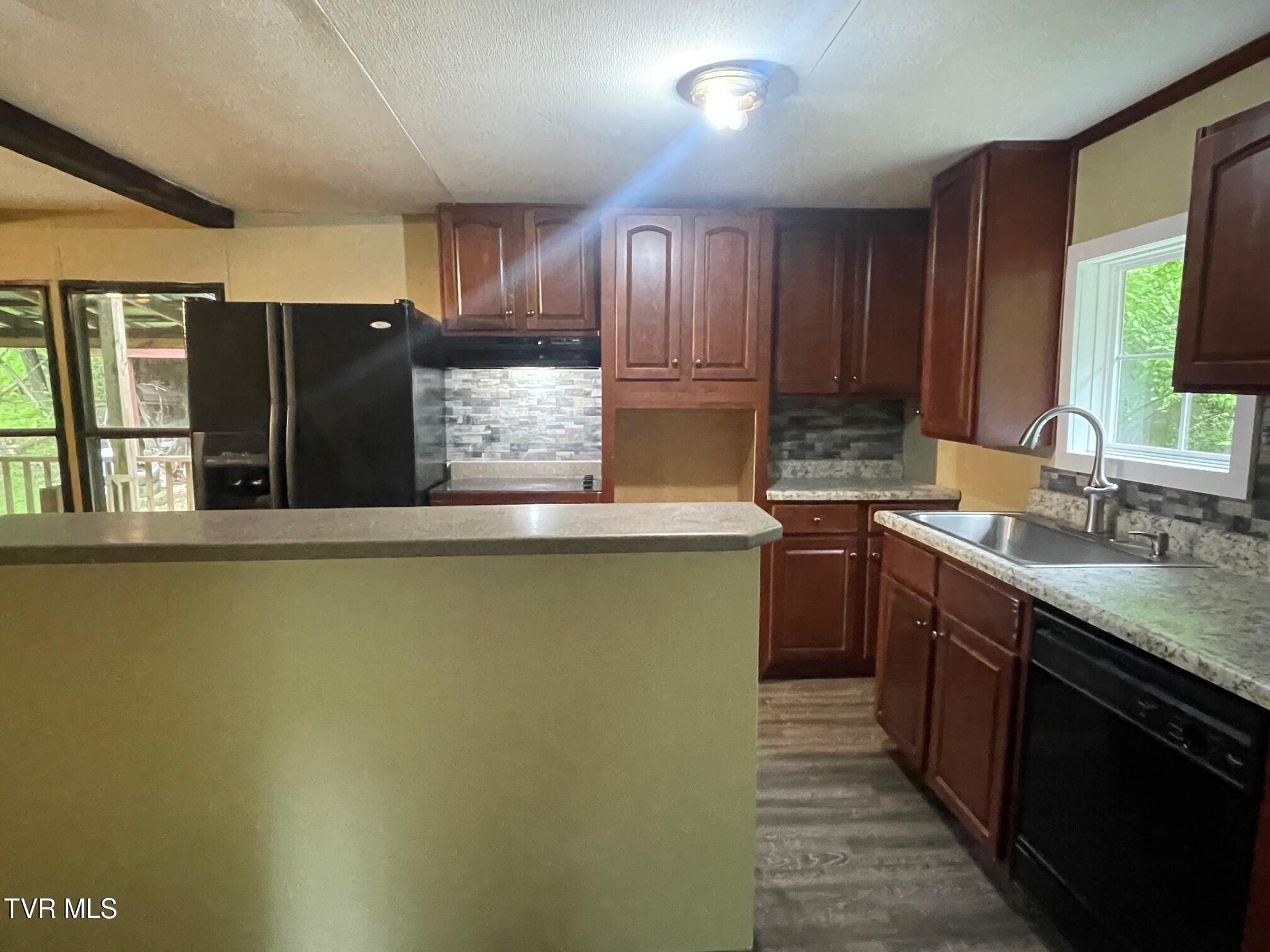 763 Sloantown Road, Duffield, Virginia image 16