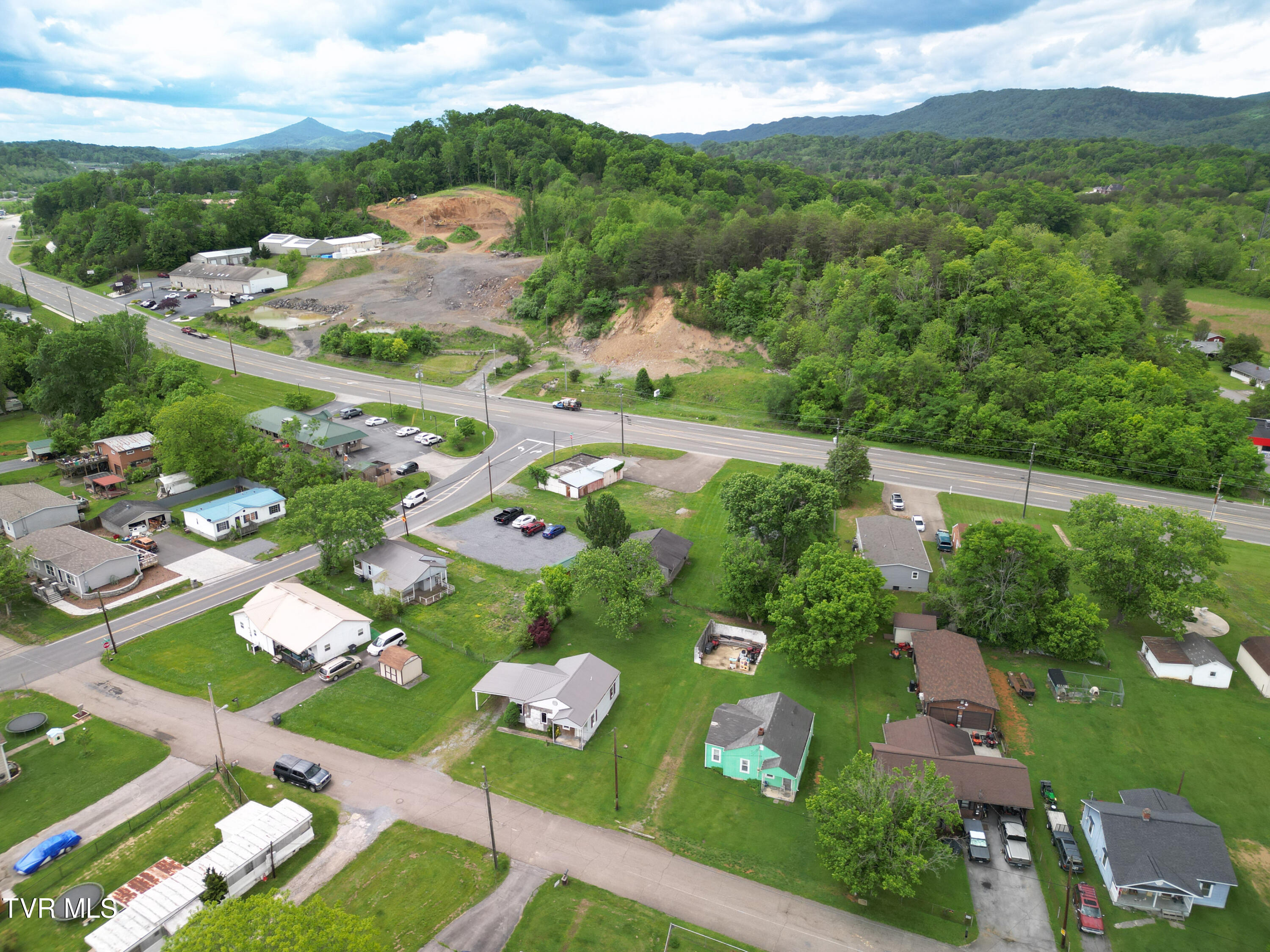 2537 Sullivan Gardens Parkway, Kingsport, Tennessee image 6