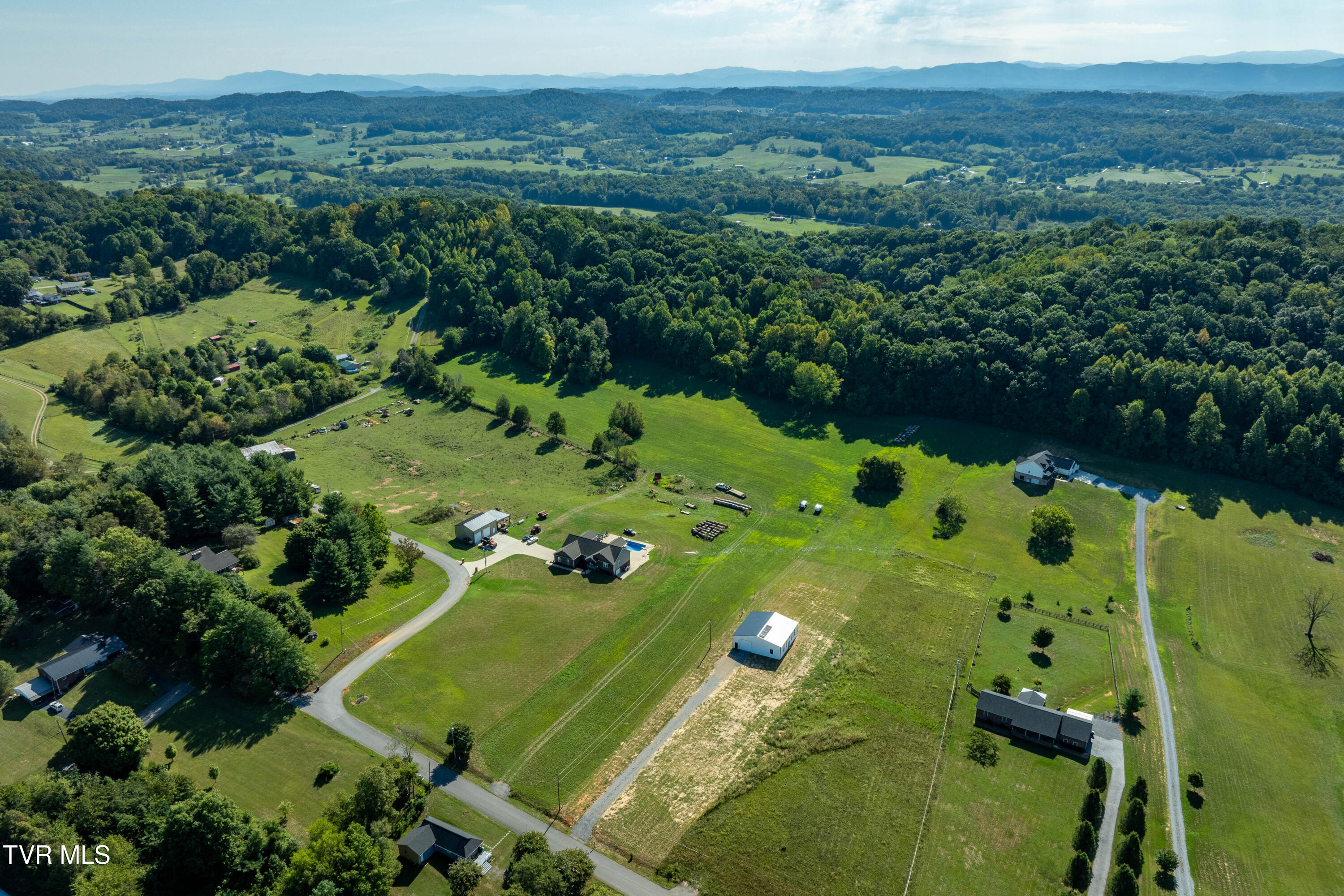 250 Jay Armentrout Road, Jonesborough, Tennessee image 38