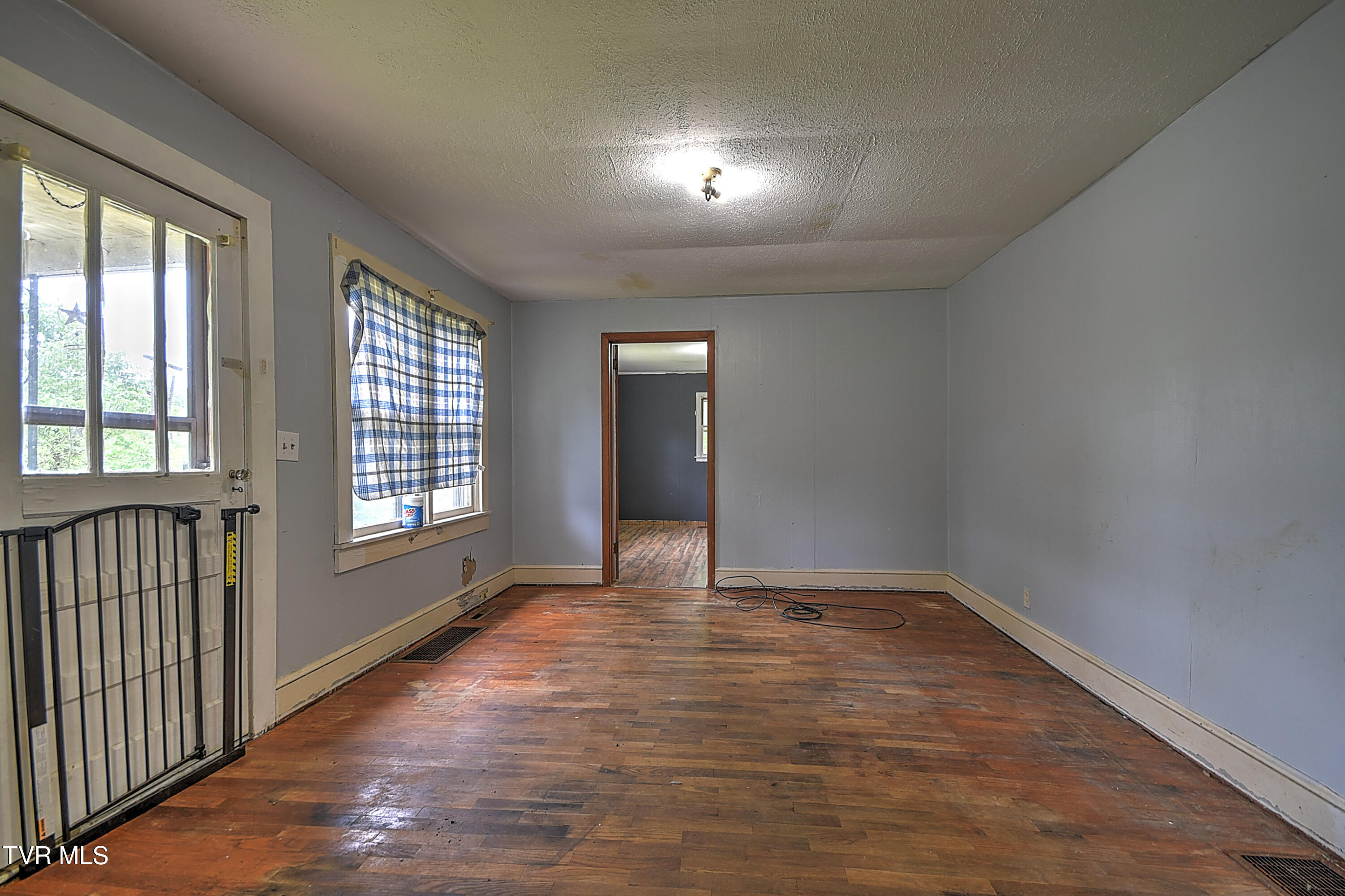 726 Hammond Avenue