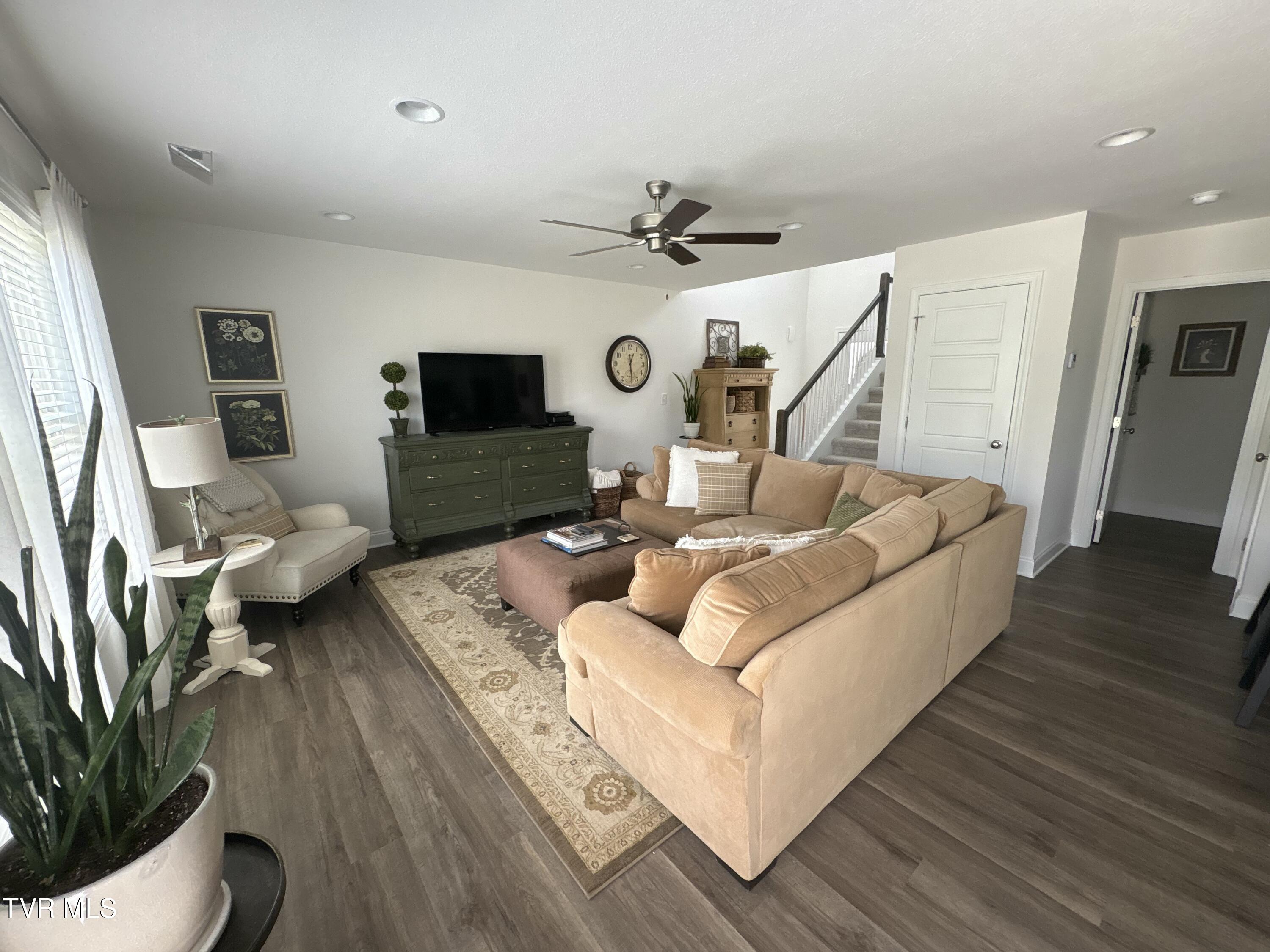 968 Riddle Ridge, Jonesborough, Tennessee image 3