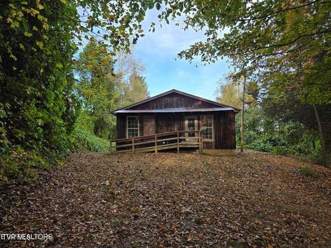 Photo of 4060 Tazewell Highway, Sneedville, TN 37869 (MLS # 9988553)