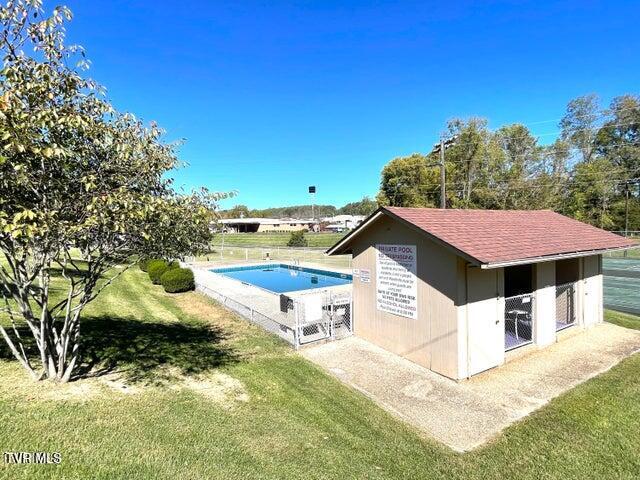 1145 Carriage Circle Apt 104