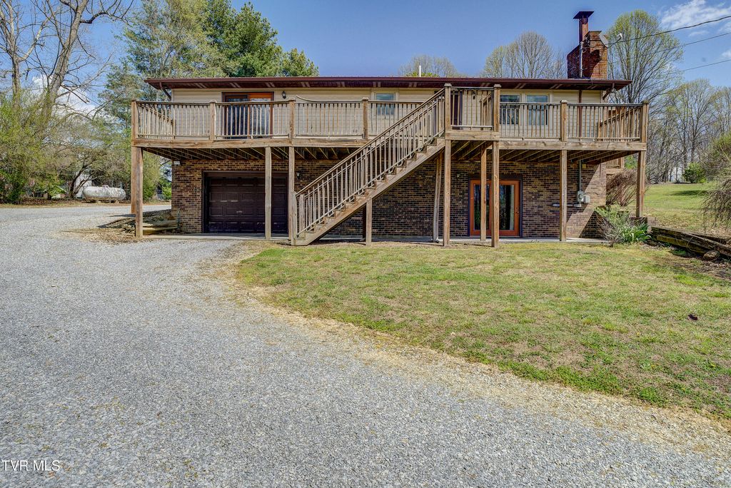 Photo of 131 Leedy Lane, Jonesborough, TN 37659 (MLS # 9993211)
