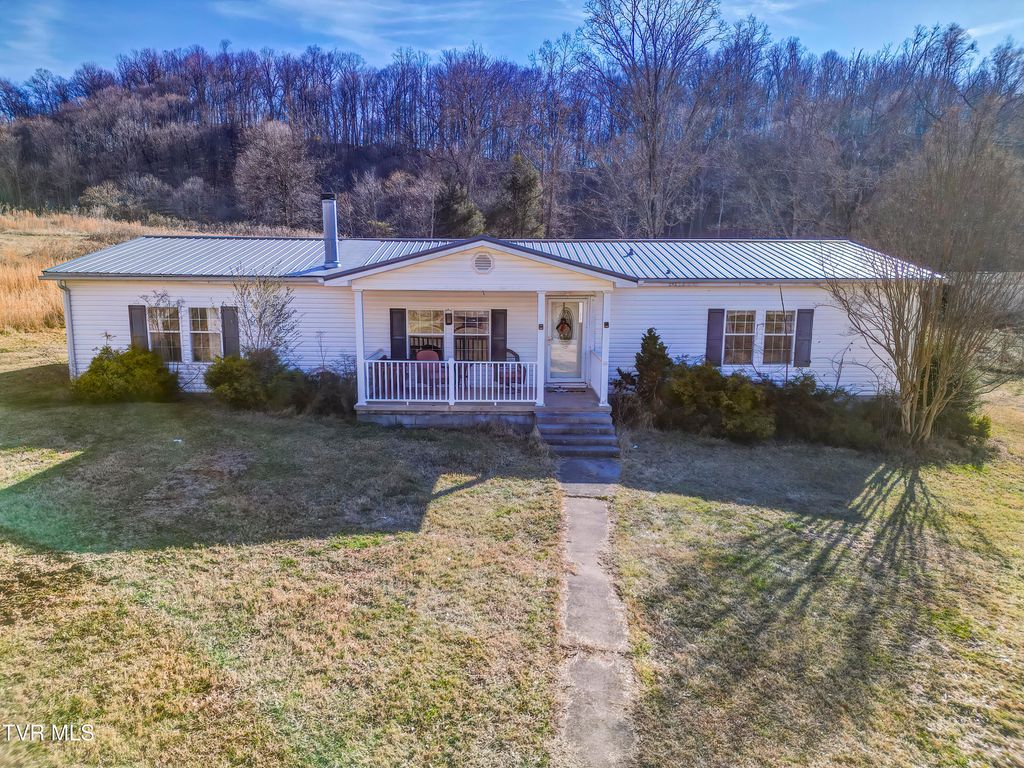 Photo of 2294 Island Road, Blountville, TN 37617 (MLS # 9989498)
