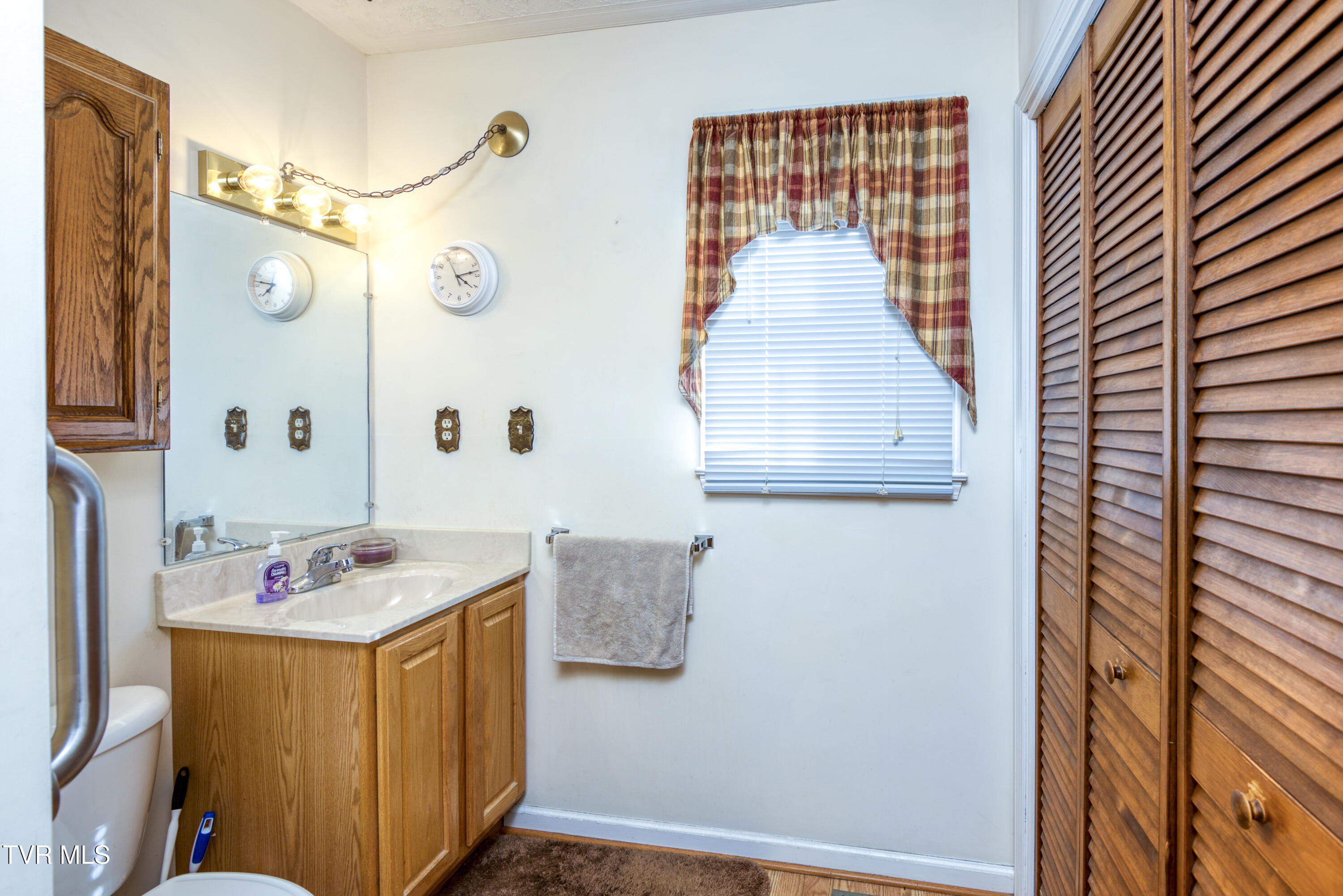 1386 Rocky Hollow Road, Atkins, Virginia image 18