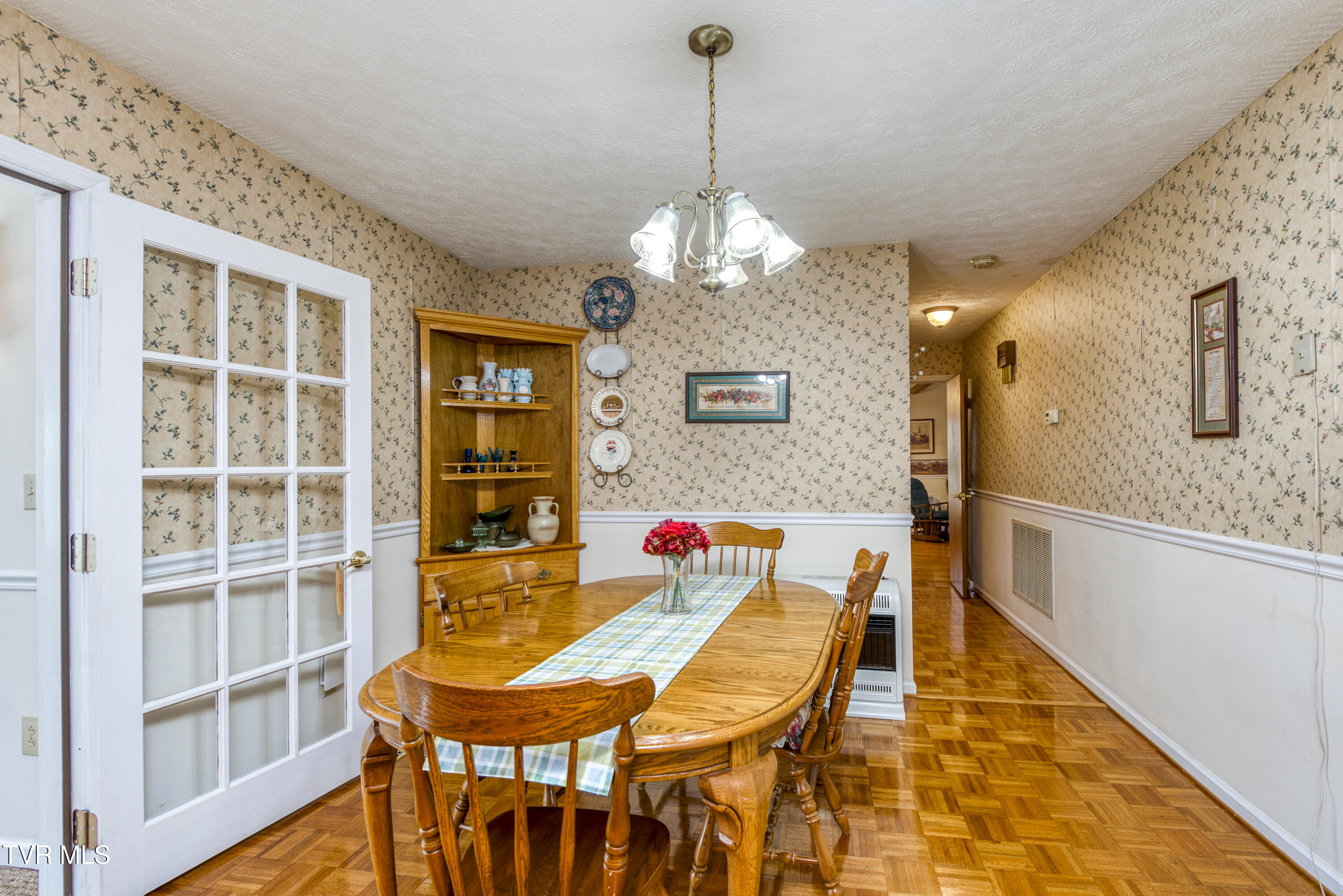 1386 Rocky Hollow Road, Atkins, Virginia image 9
