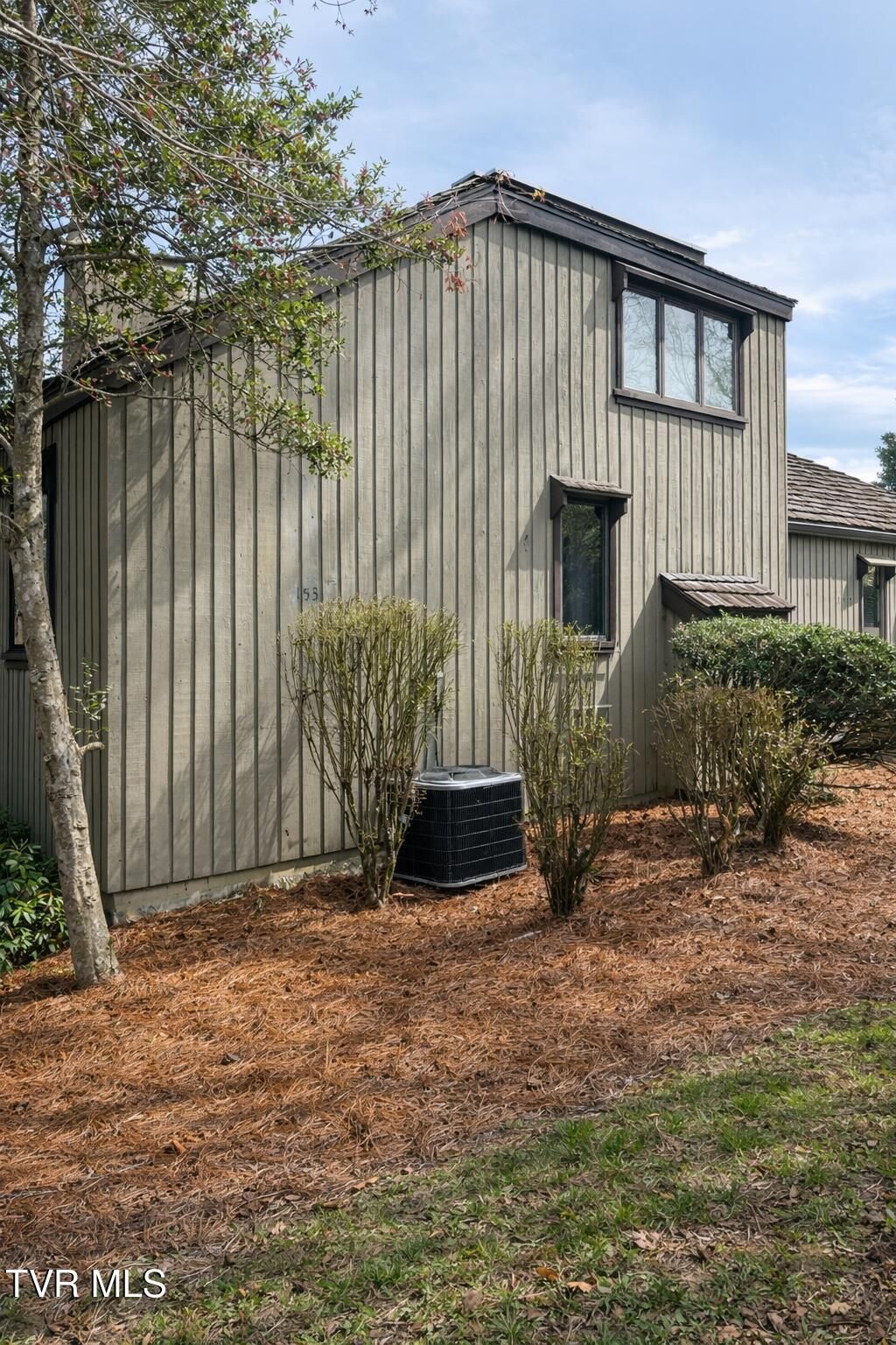 Photo of 153 Columbine Road Road, Kingsport, TN 37660 (MLS # 9992286)