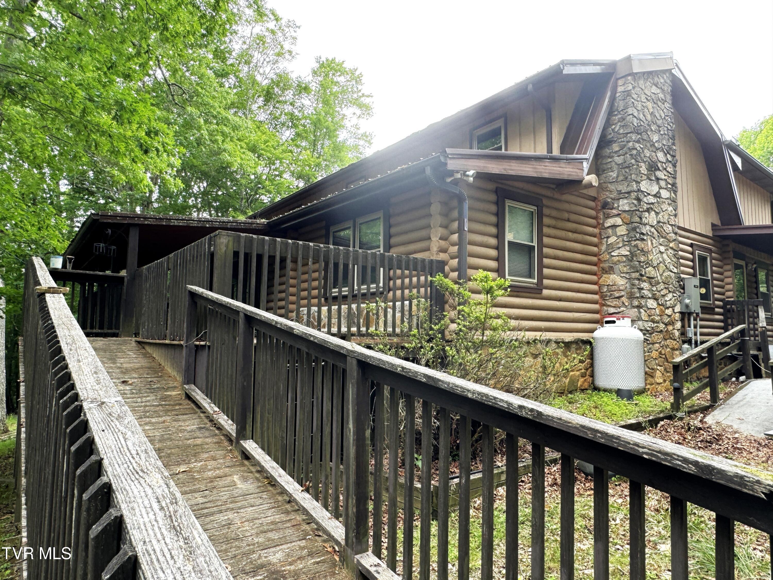 2401 Egan Road, Big Stone Gap, Virginia image 9