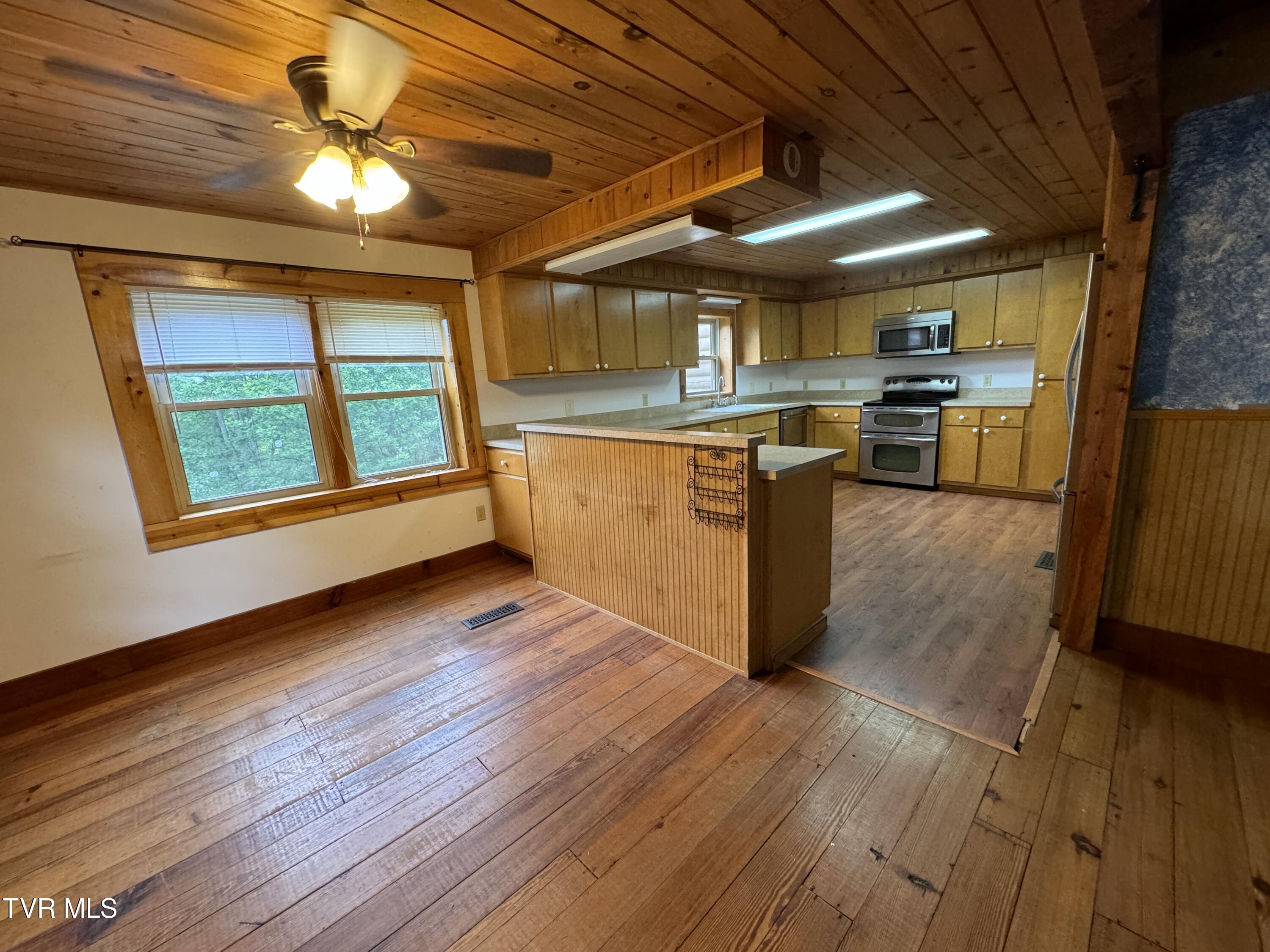 2401 Egan Road, Big Stone Gap, Virginia image 27