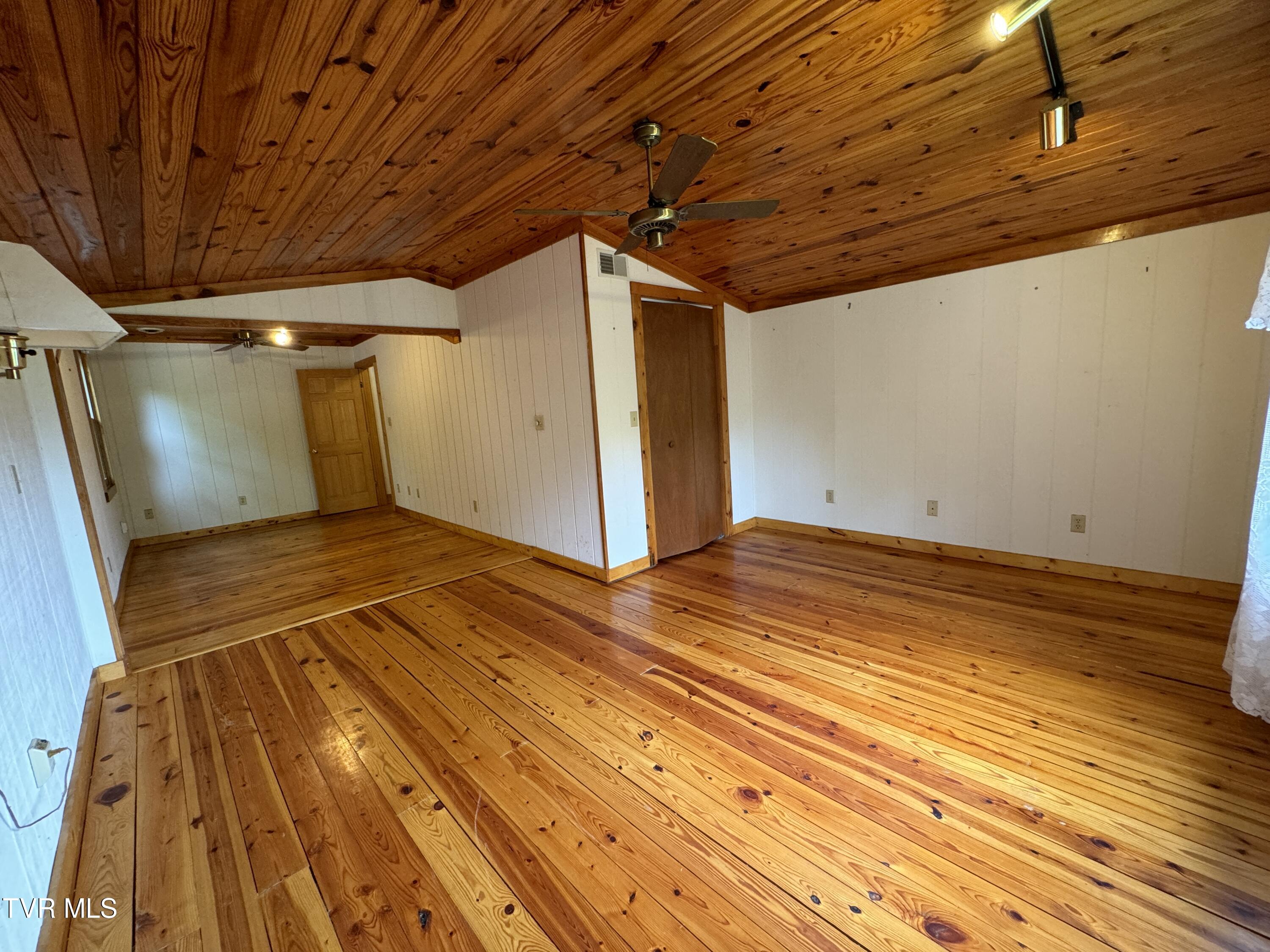 2401 Egan Road, Big Stone Gap, Virginia image 41