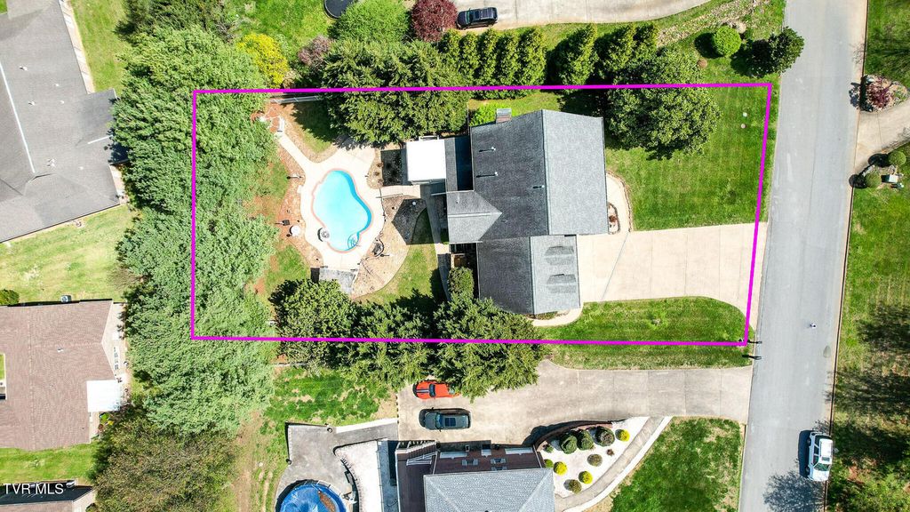 Photo of 133 Magnolia Drive, Greeneville, TN 37743 (MLS # 9990236)