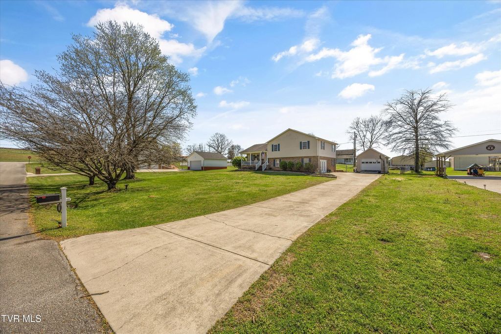 Photo of 107 Steven Lane, Harriman, TN 37748 (MLS # 9992489)