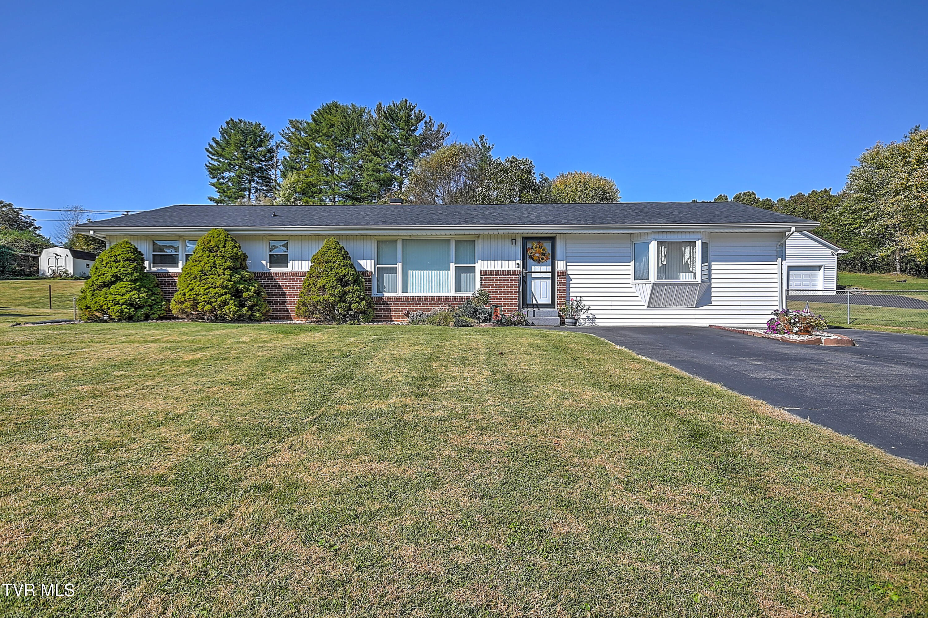 159 Warren Street, Fall Branch, Tennessee image 4