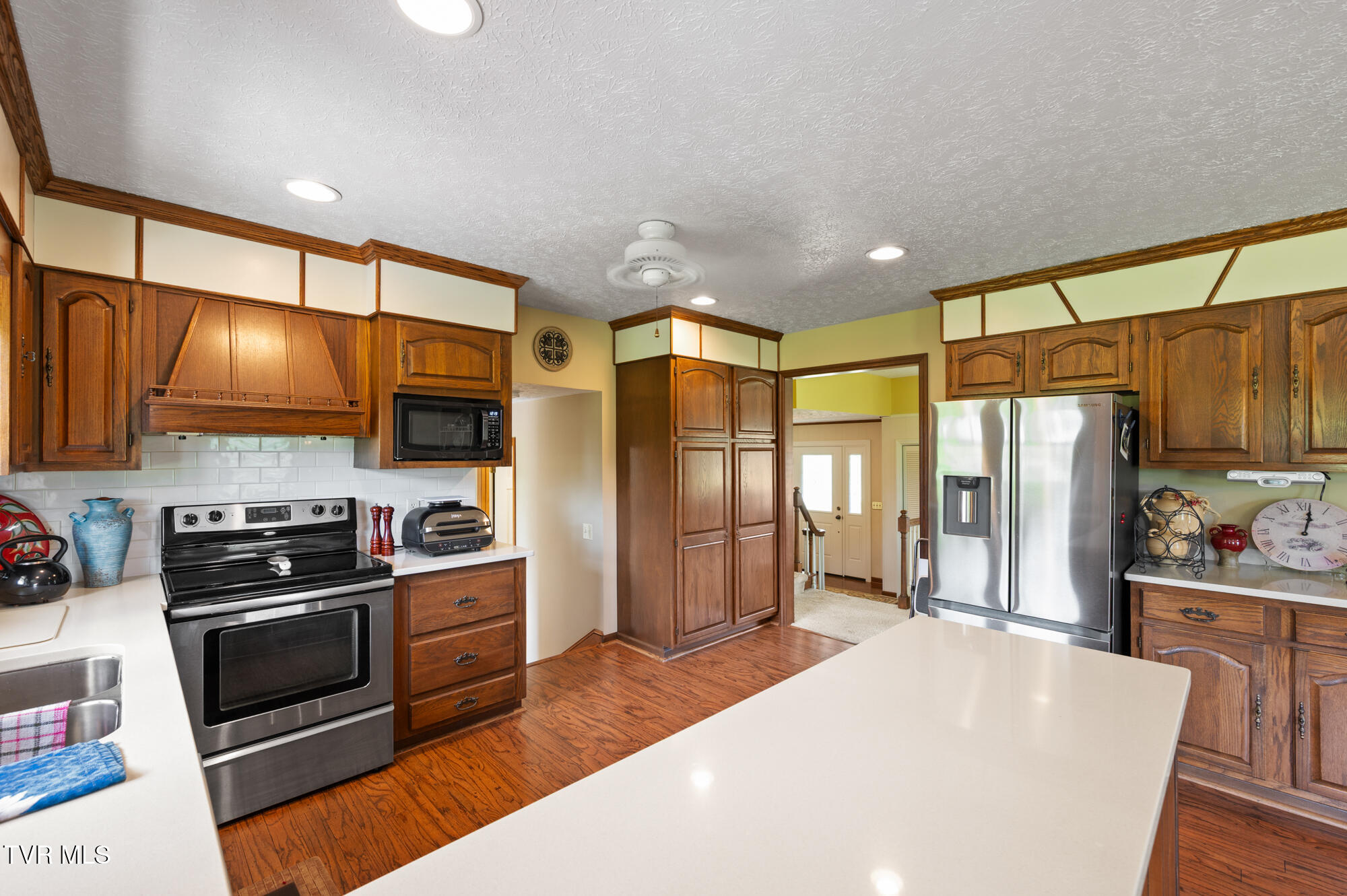 405 Meadow Lark Lane, Bluff City, Tennessee image 33