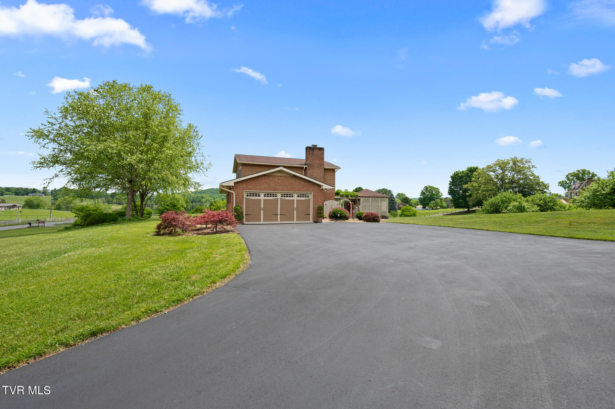 405 Meadow Lark Lane, Bluff City, Tennessee image 16