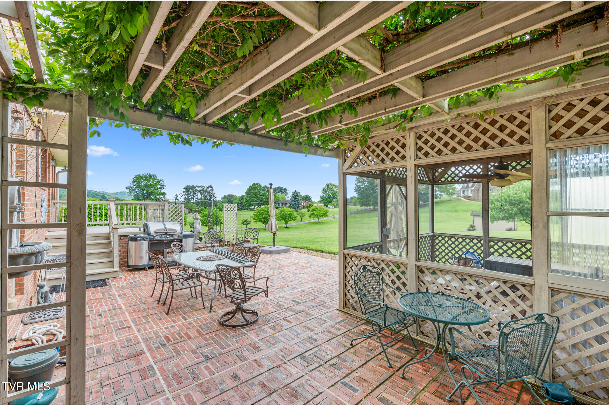 405 Meadow Lark Lane, Bluff City, Tennessee image 22