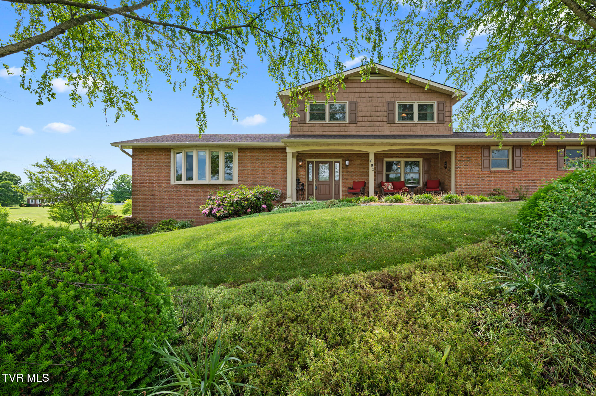 405 Meadow Lark Lane, Bluff City, Tennessee image 1