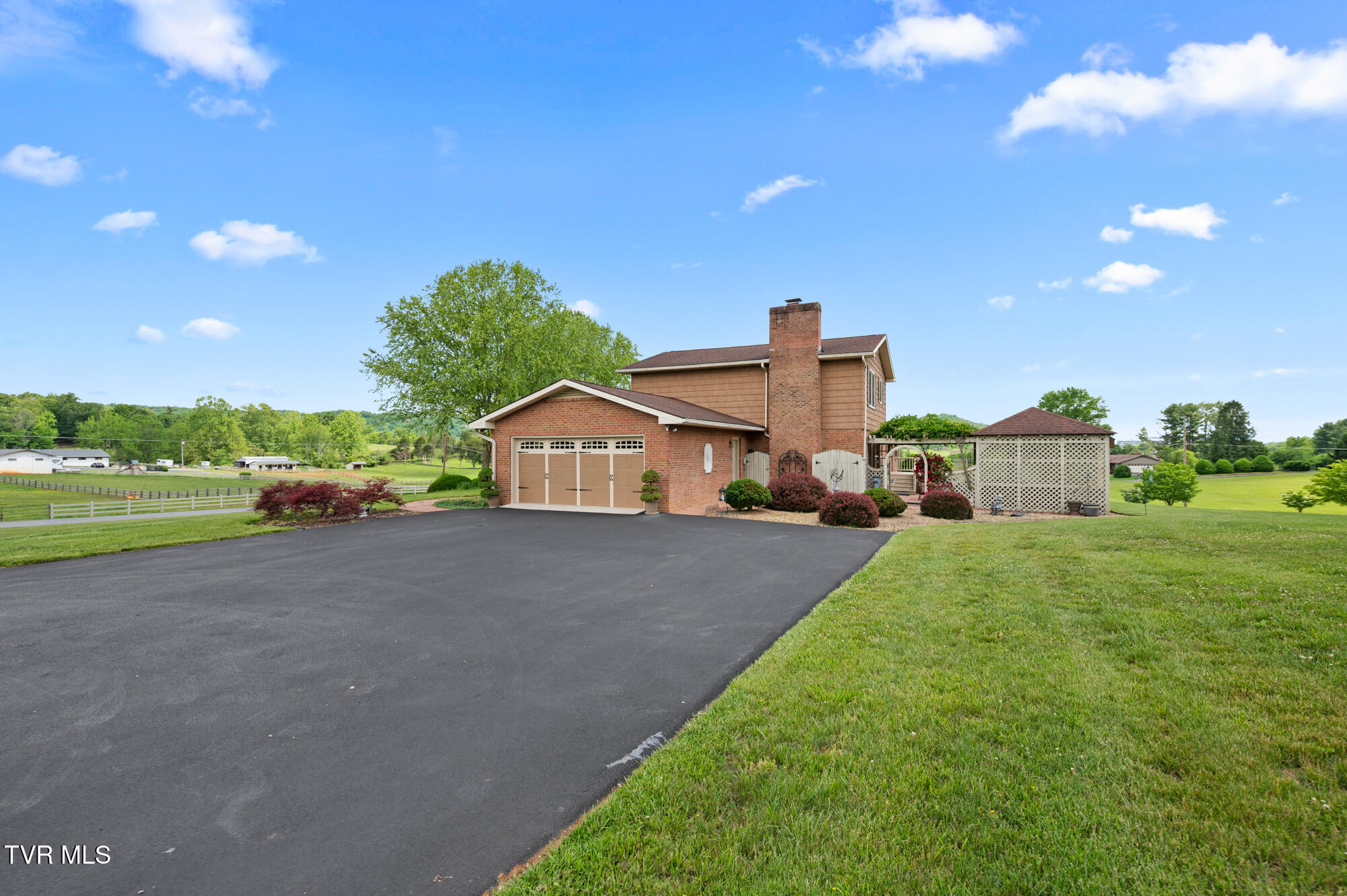 405 Meadow Lark Lane, Bluff City, Tennessee image 15