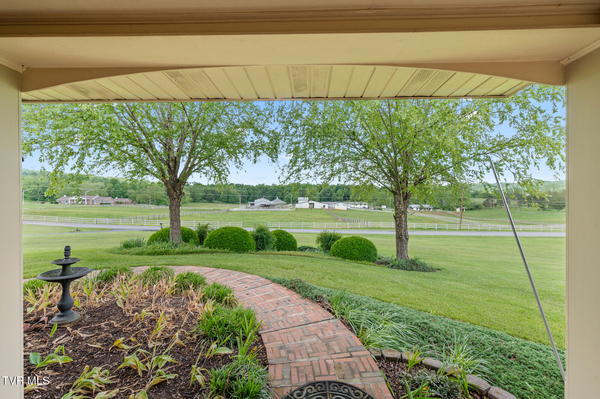 405 Meadow Lark Lane, Bluff City, Tennessee image 19