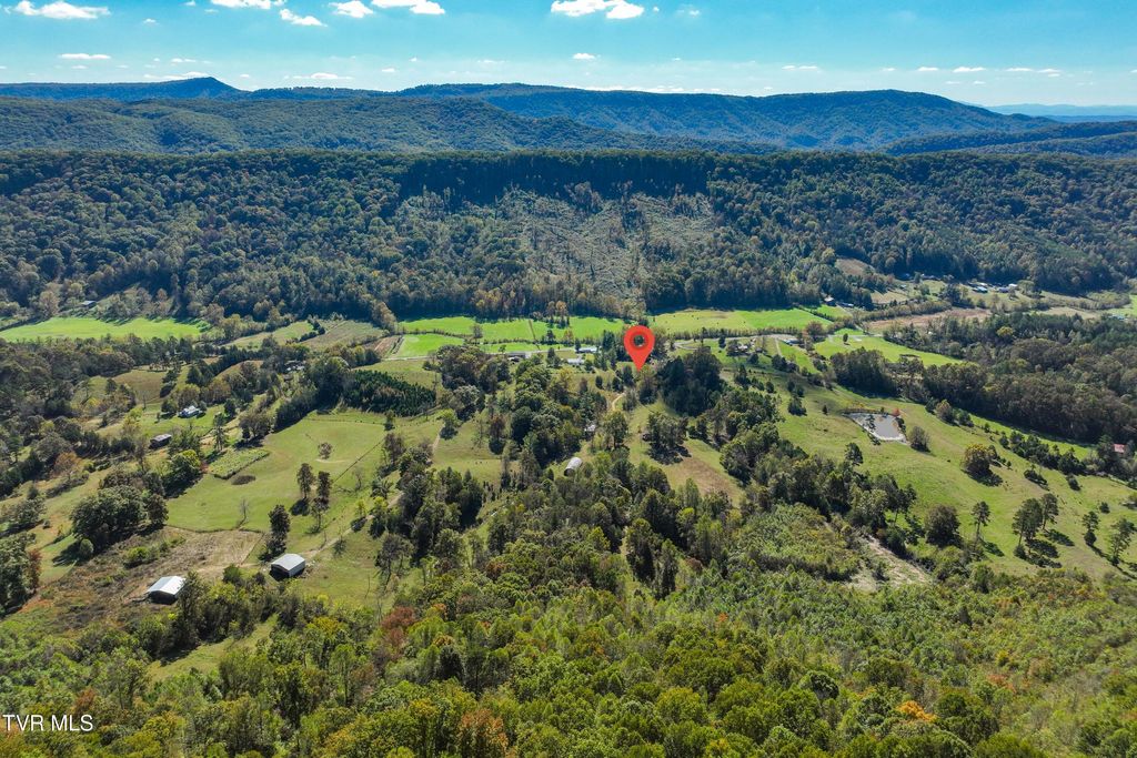 Photo of 3546 Goshen Valley Road, Rogersville, TN 37857 (MLS # 9989887)