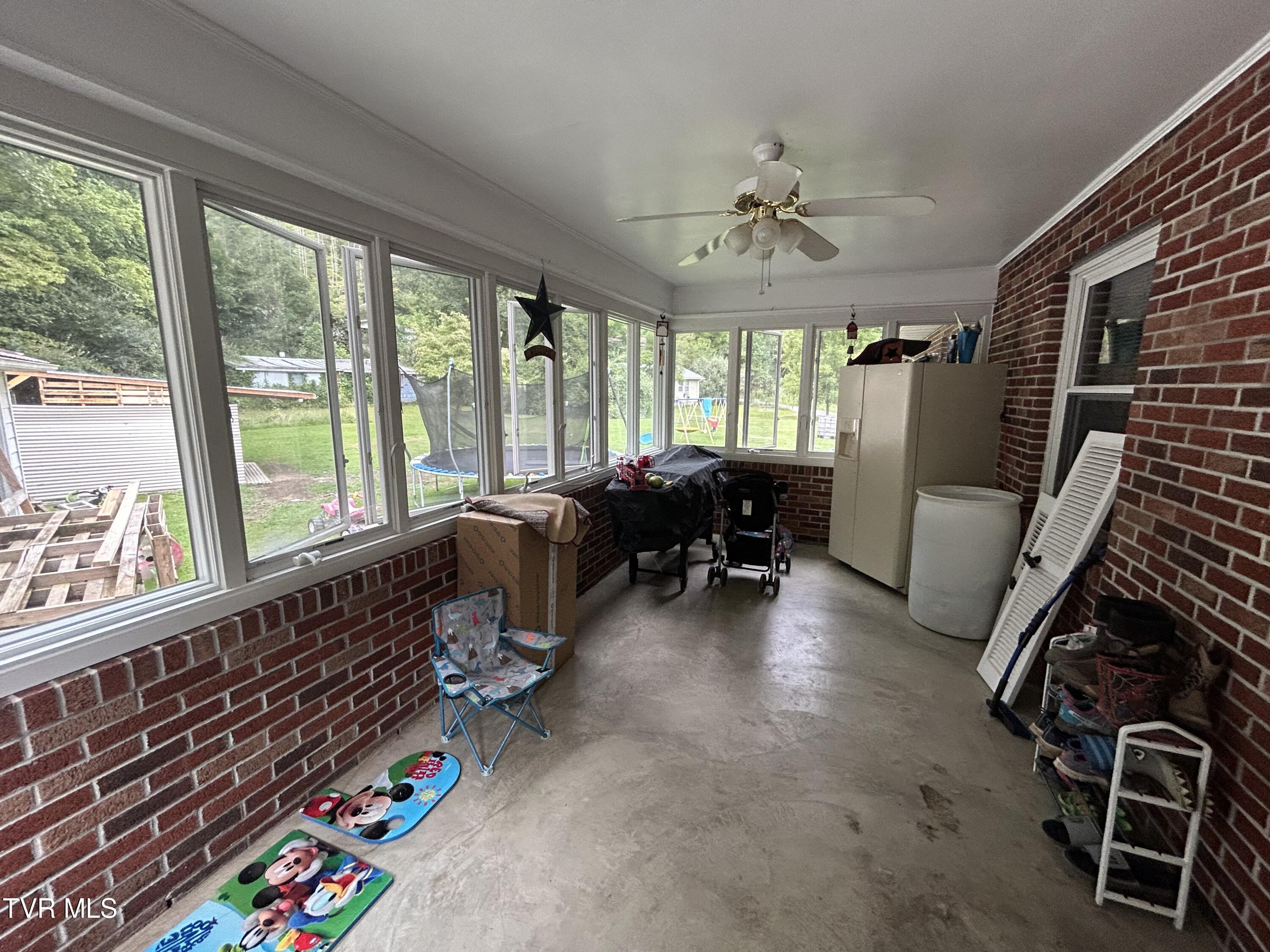 8290 Sawmill Hollow Road, Pound, Virginia image 27