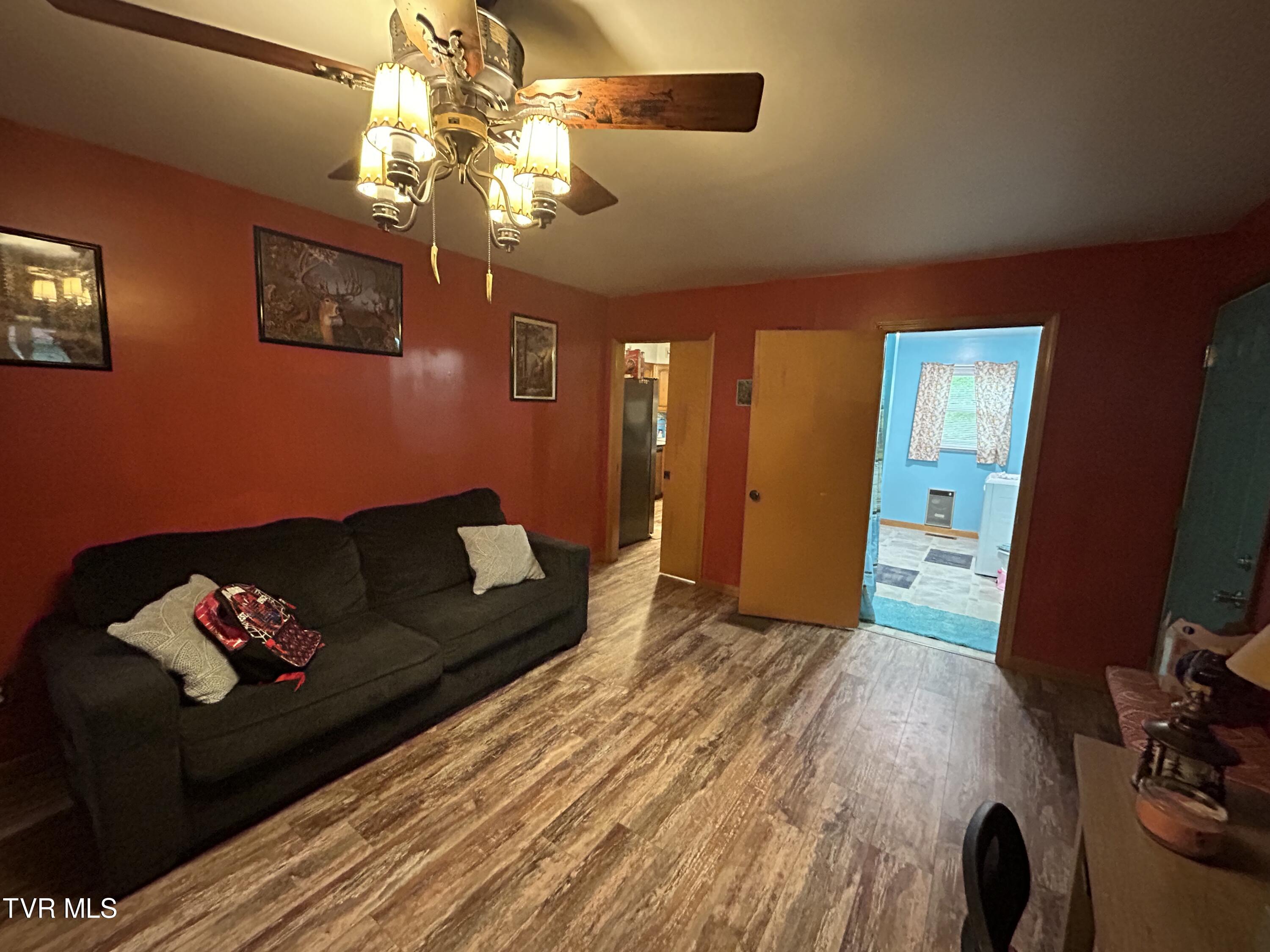 8290 Sawmill Hollow Road, Pound, Virginia image 23