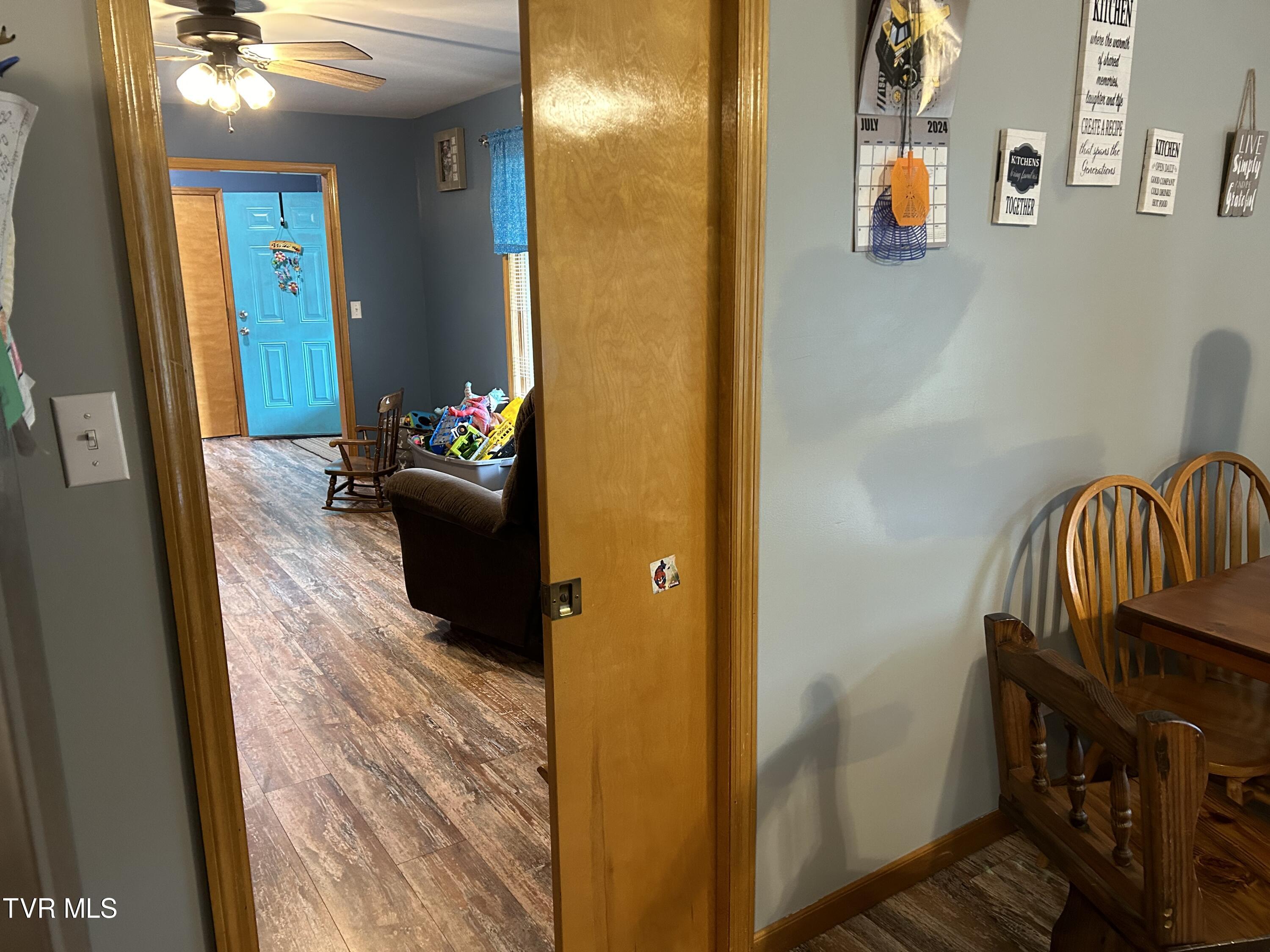8290 Sawmill Hollow Road, Pound, Virginia image 17
