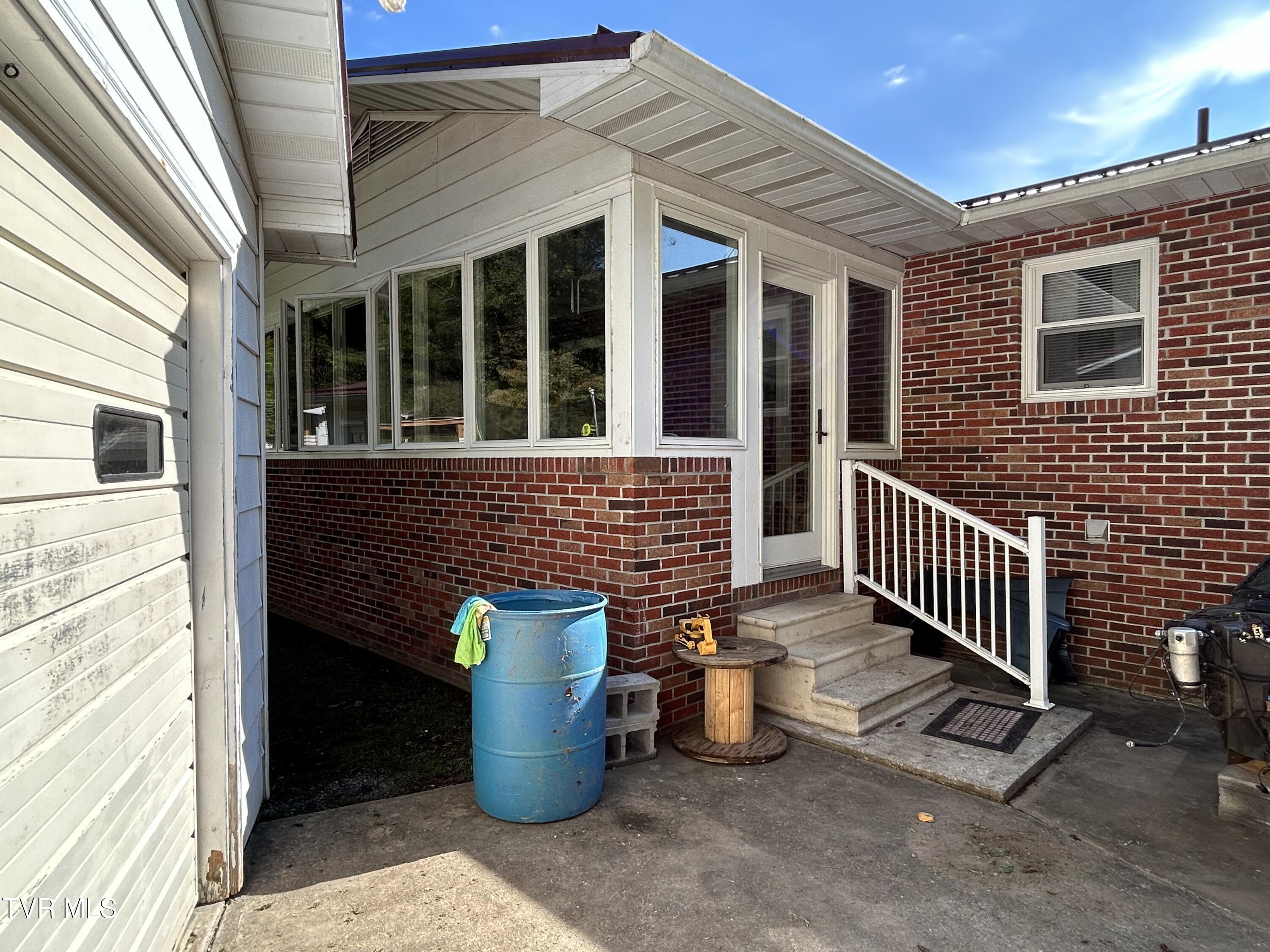 8290 Sawmill Hollow Road, Pound, Virginia image 6