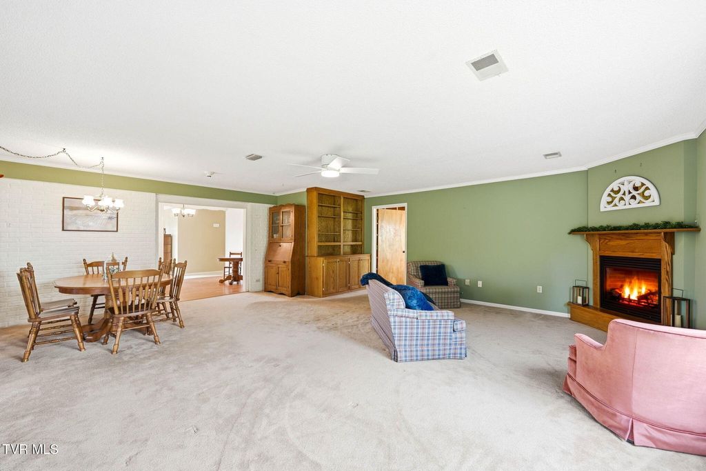 Photo of 608 Southview Drive, Johnson City, TN 37601 (MLS # 9995003)