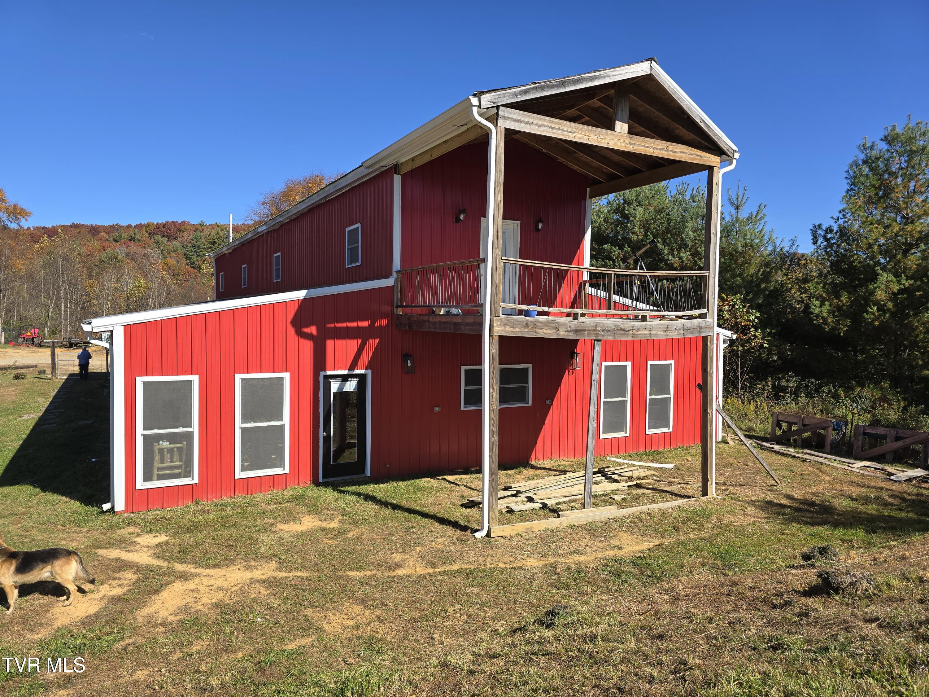 533 Robinson Hollow Lane, Mountain City, Tennessee image 20