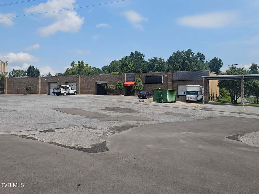 Photo of 1551 Wilcox Drive, Kingsport, TN 37660 (MLS # 9999354)