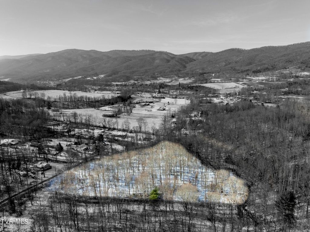 Photo of Tbd Dry Branch Road, Elizabethton, TN 37643 (MLS # 9989415)