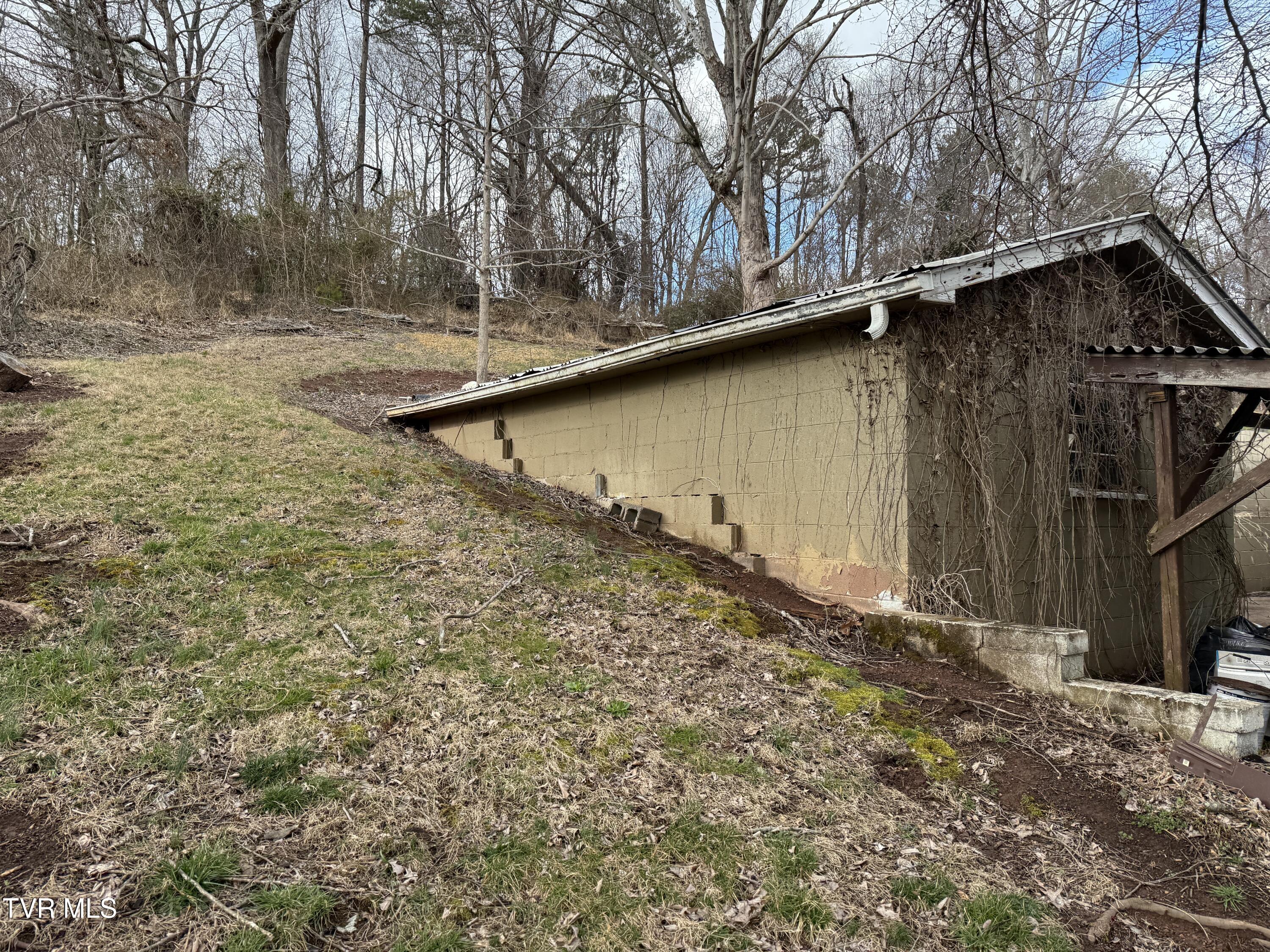 401 Mohawk Drive, Erwin, Tennessee image 18