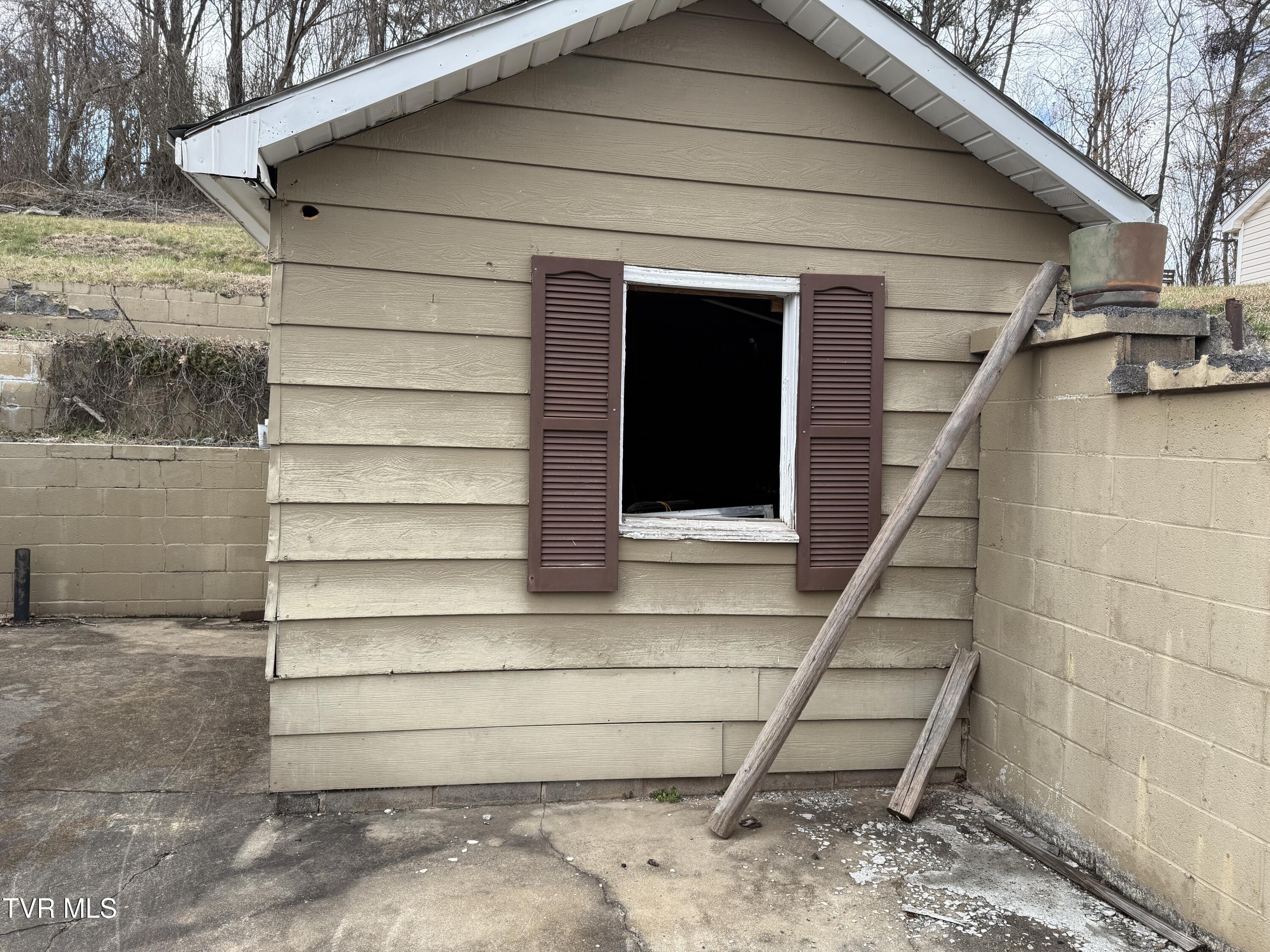 401 Mohawk Drive, Erwin, Tennessee image 19