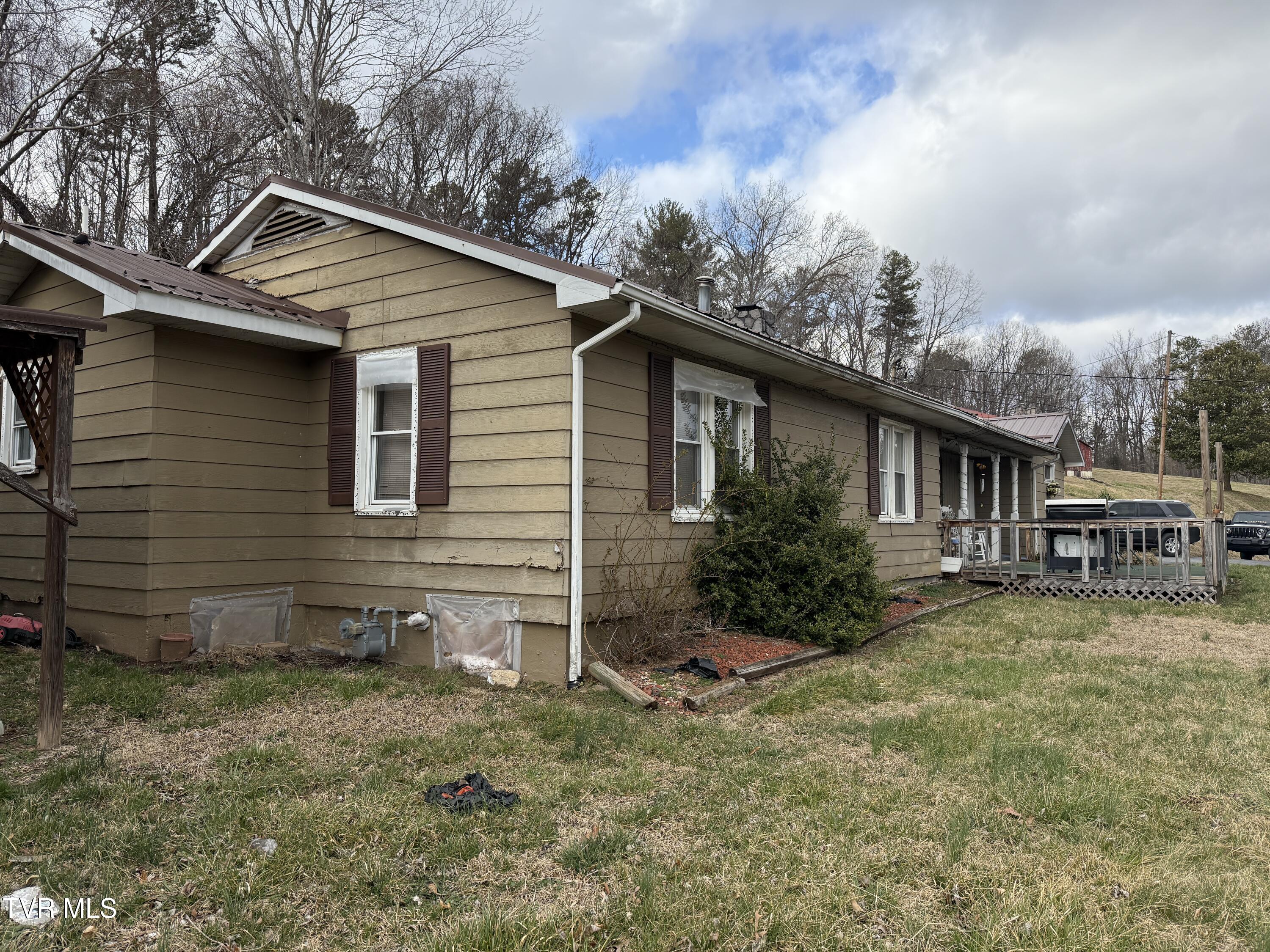 401 Mohawk Drive, Erwin, Tennessee image 16